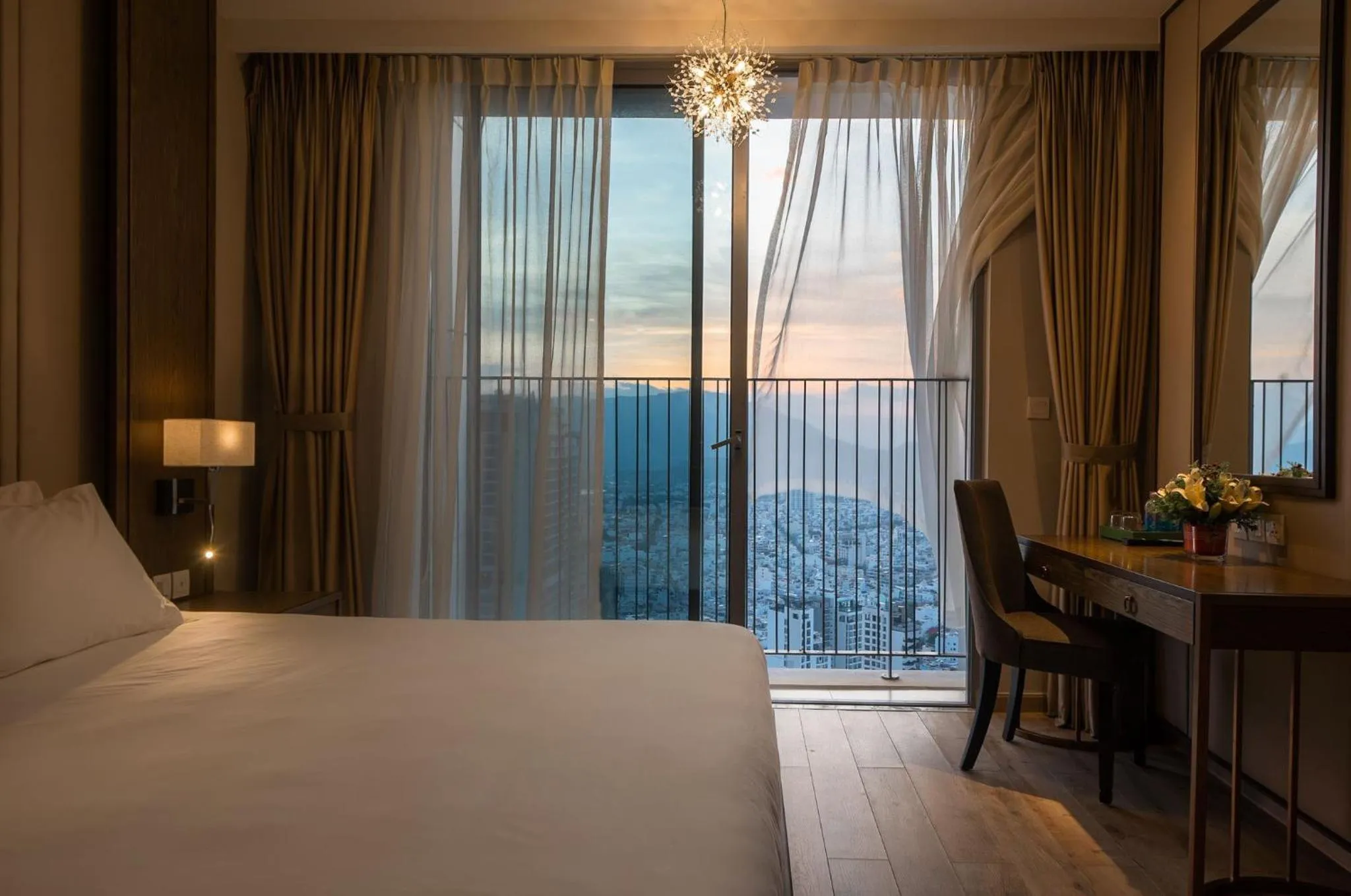 hair dresser, Bed in SeaHaven Panorama Nha Trang Superview Apartments