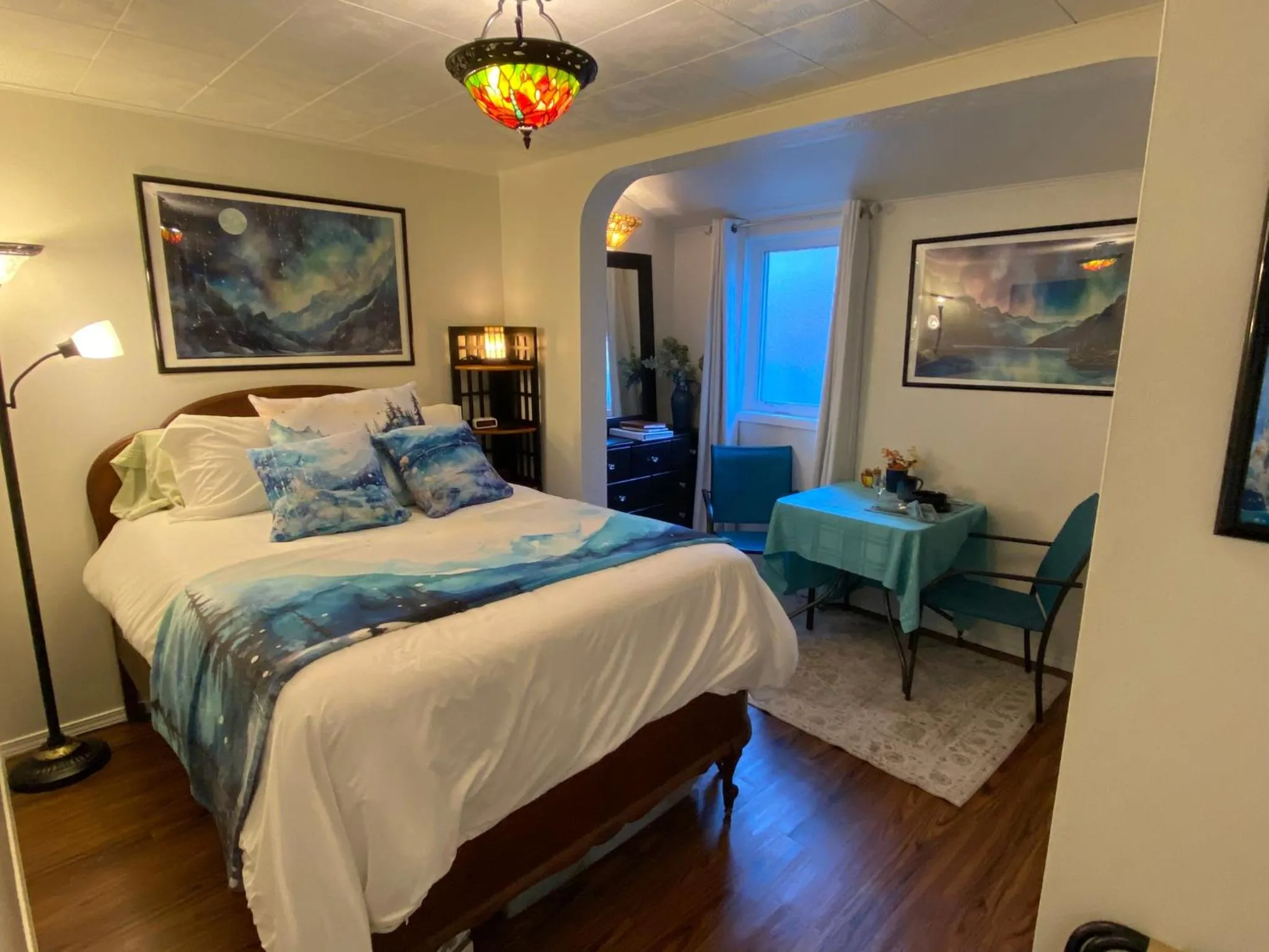 Bed in Arctic Paradise B&B