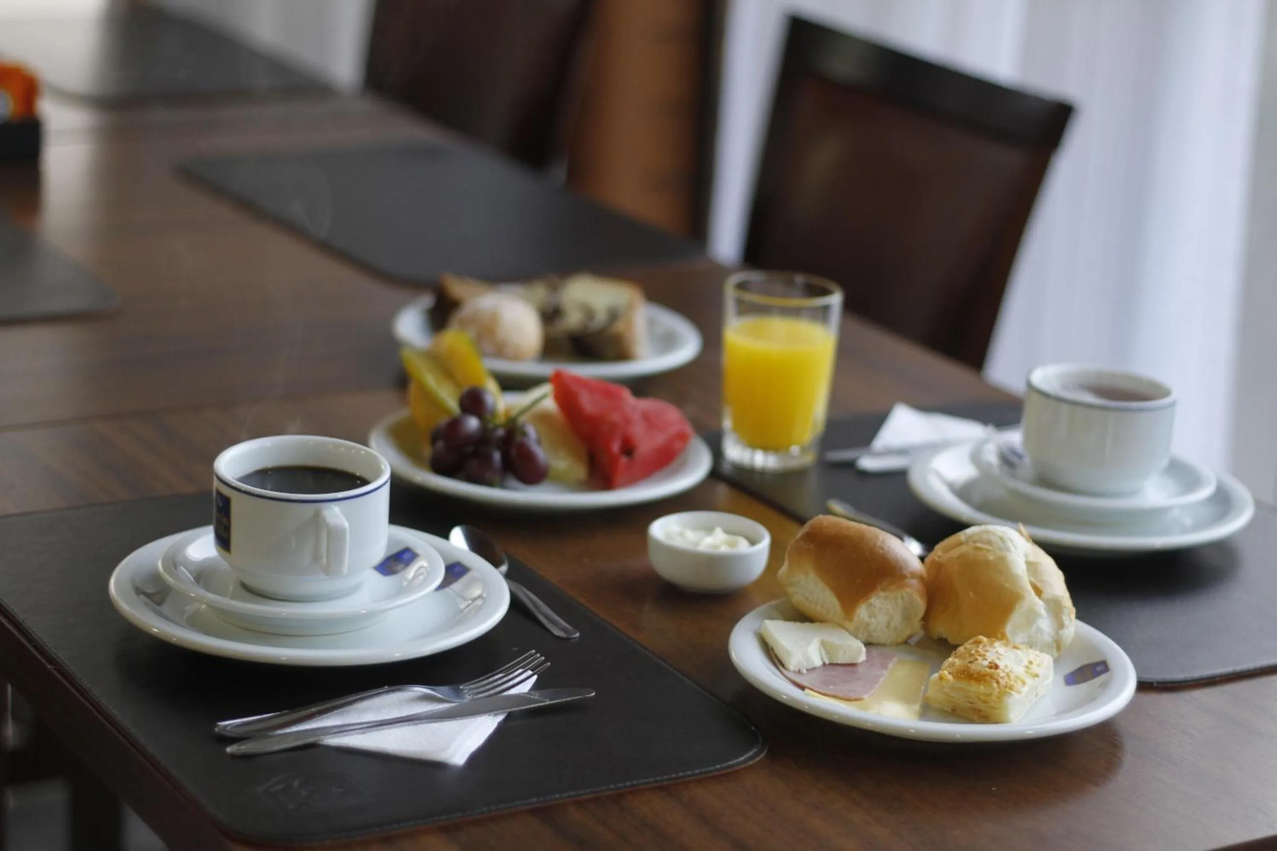 Buffet breakfast in Sky Ville Hotel Gramado