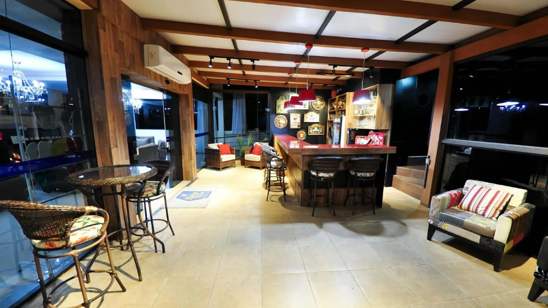 Lounge or bar in Sky Ville Hotel Gramado