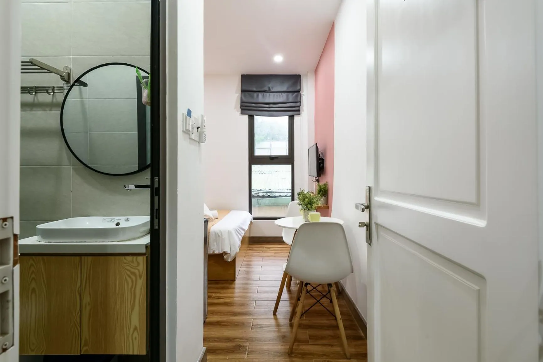 Photo of the whole room in Cozrum Homes - Graceful Corner