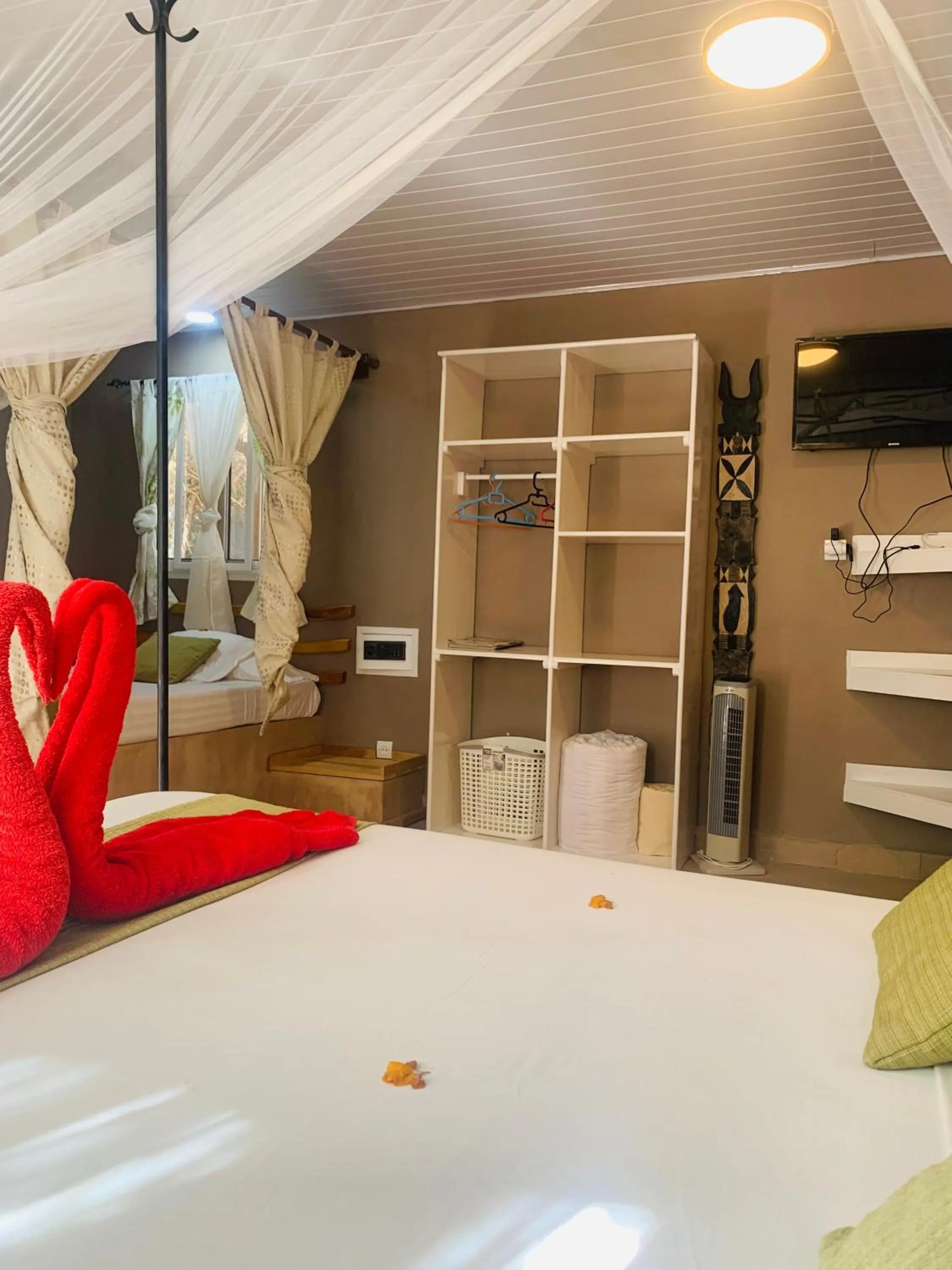Bed in Ifaty Beach Club Resort