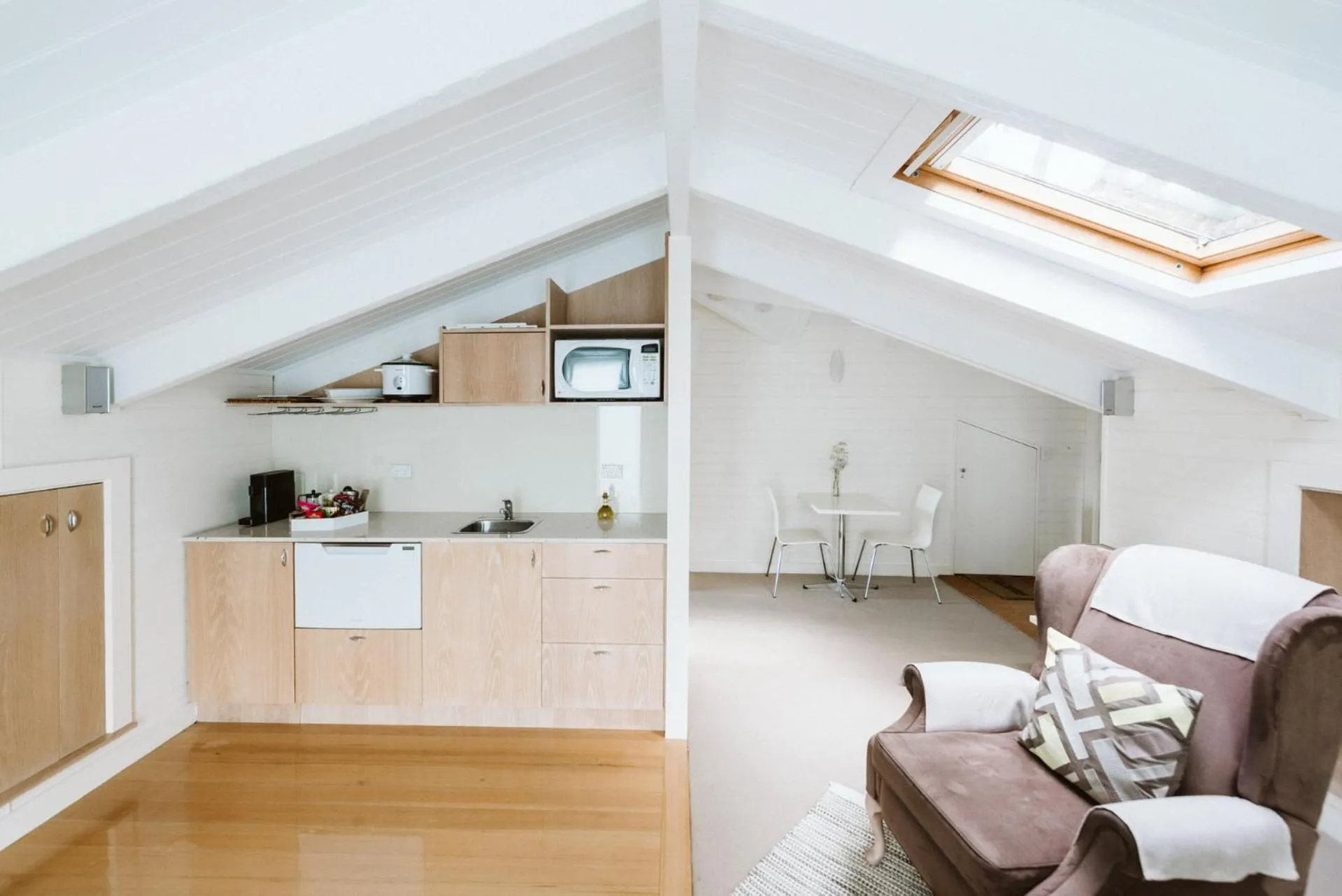 Coffee/tea facilities in Rhyll Haven Luxury Getaway Apartments