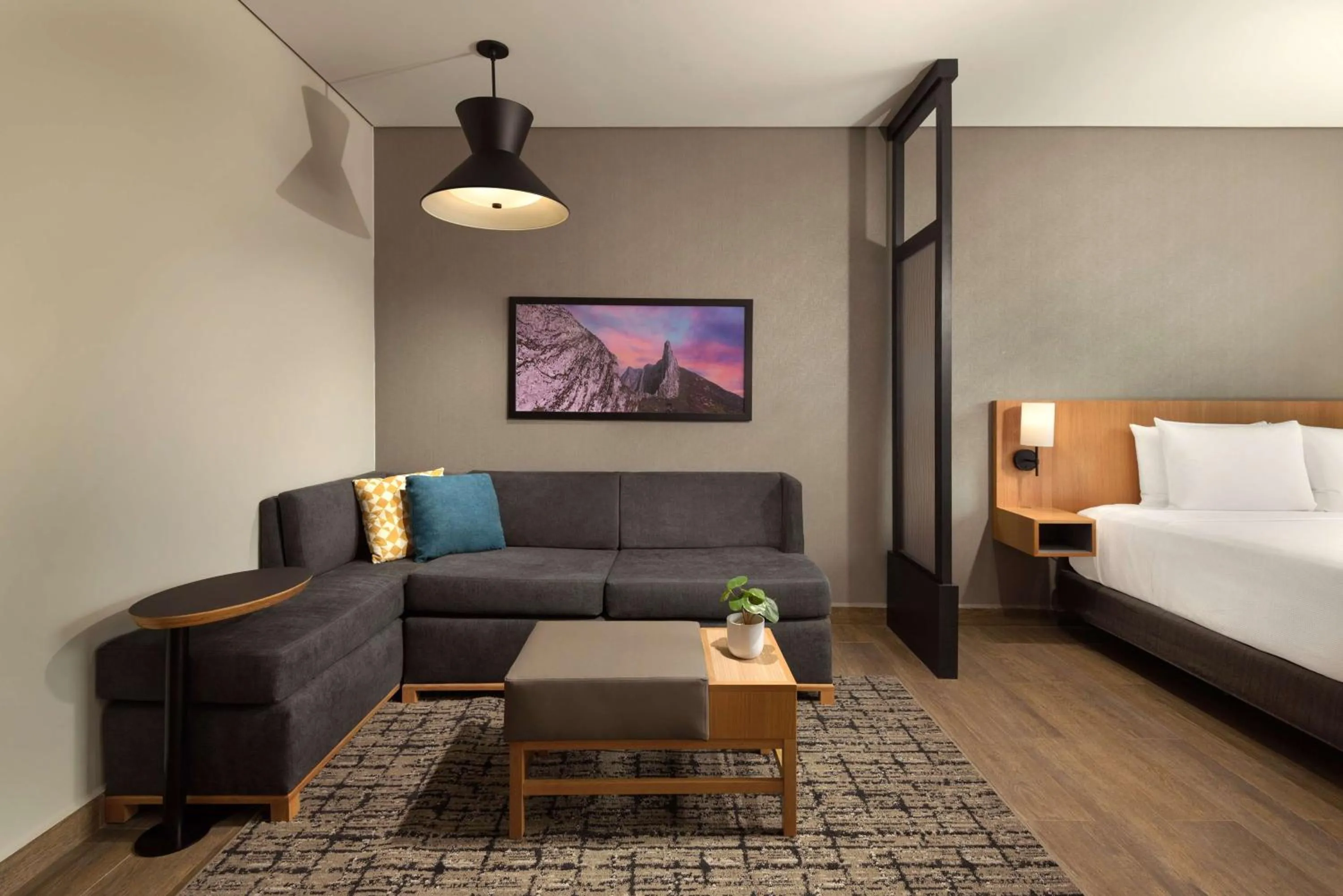 Bedroom, Bed in Hyatt Place Monterrey Valle