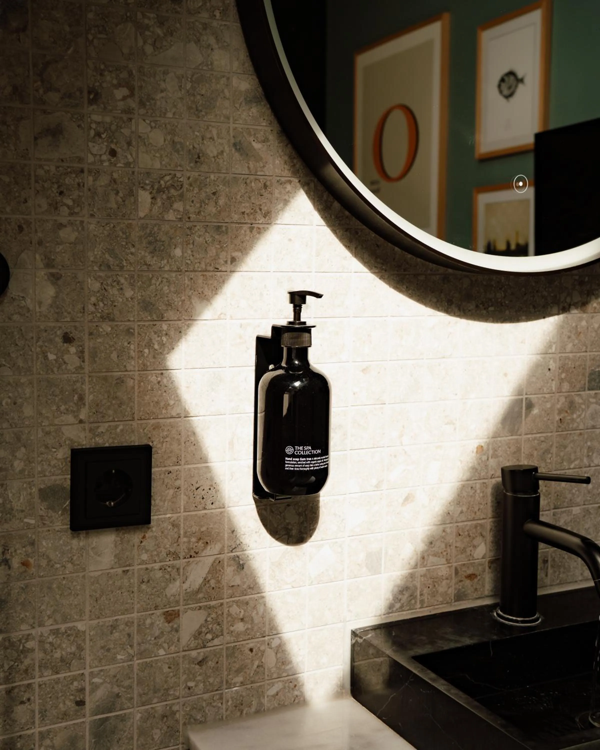 Bathroom in Ocean House Scheveningen