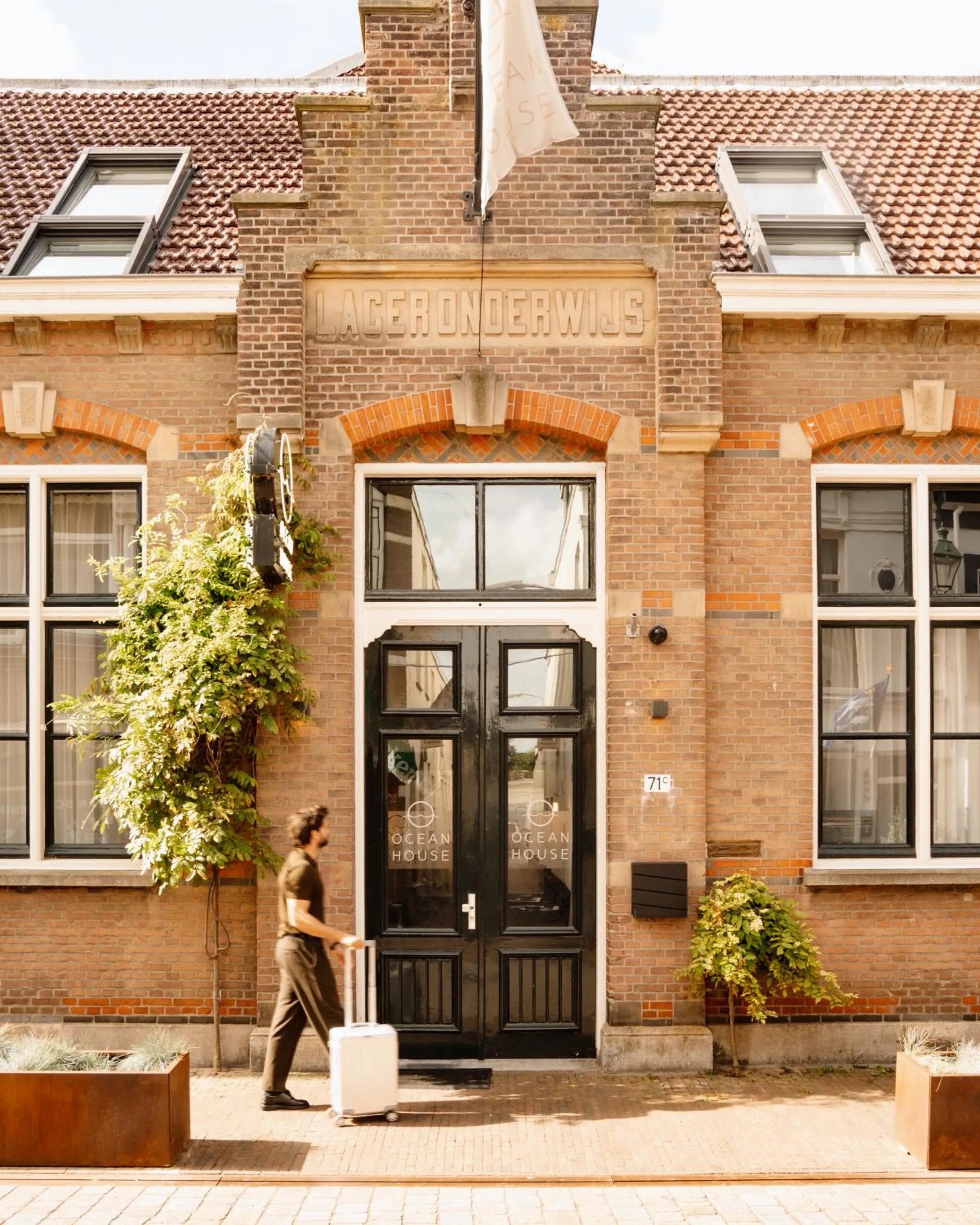 Property building in Ocean House Scheveningen