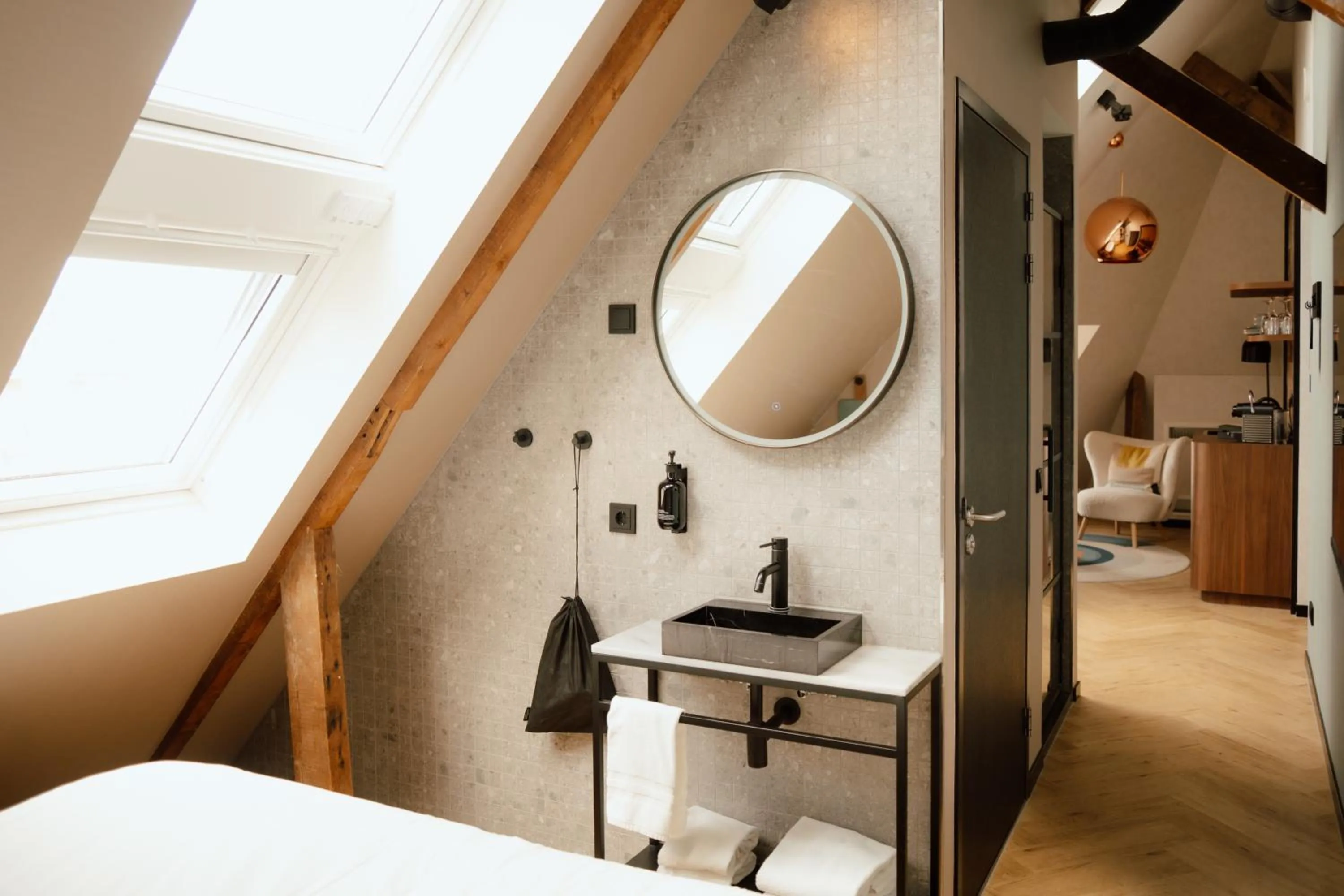 Decorative detail, Bed in Ocean House Scheveningen