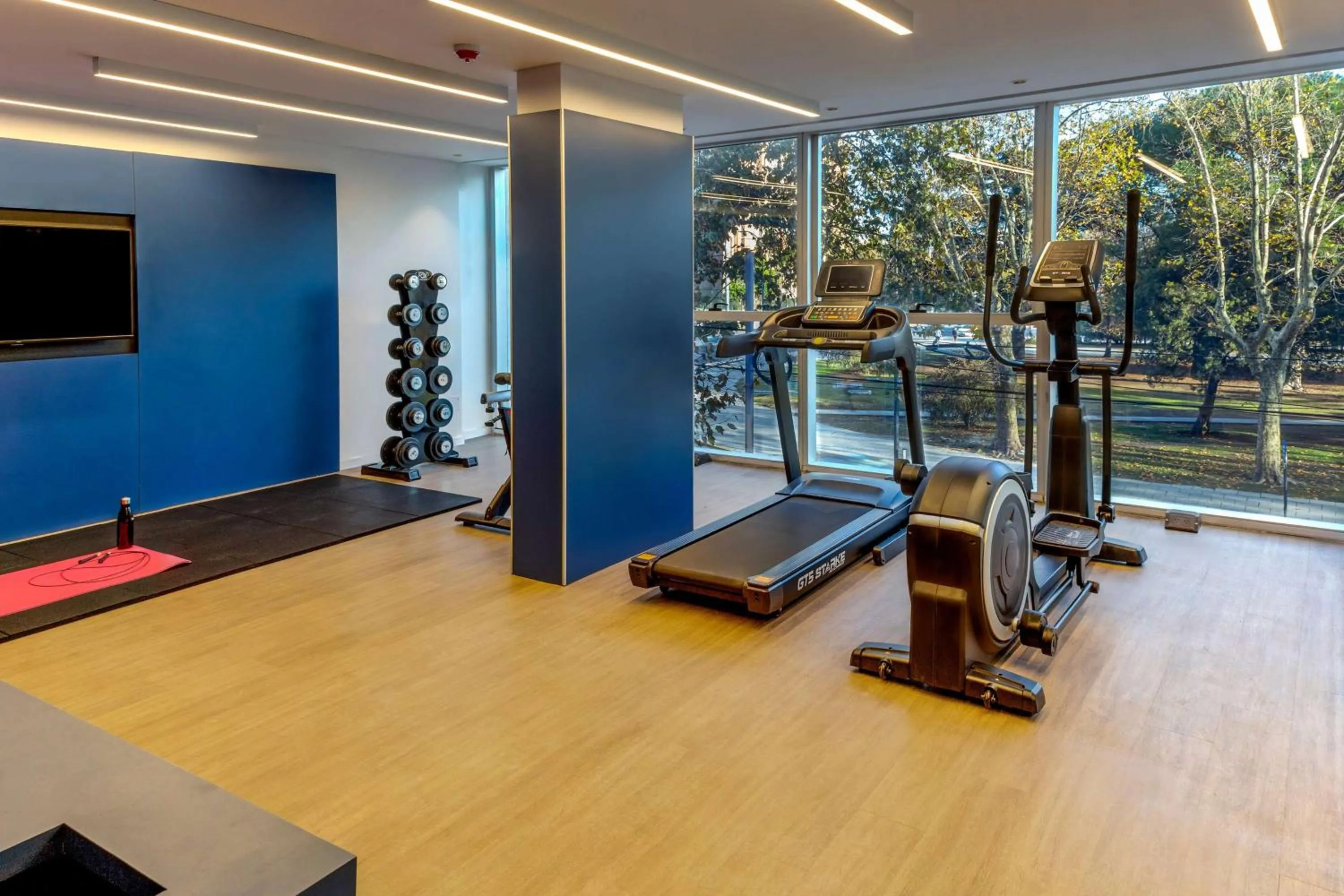 Fitness centre/facilities in Dazzler by Wyndham La Plata