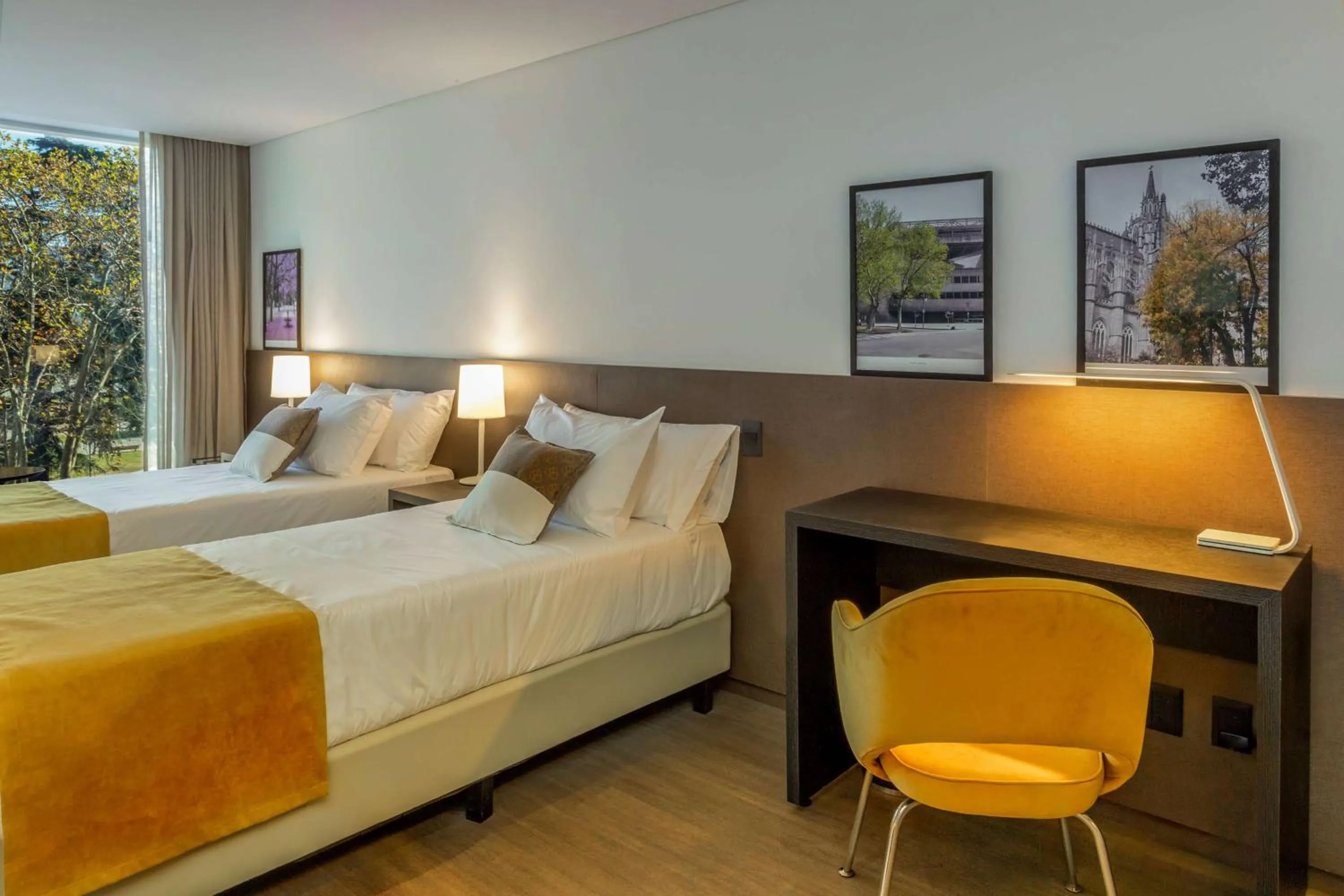 Photo of the whole room, Bed in Dazzler by Wyndham La Plata