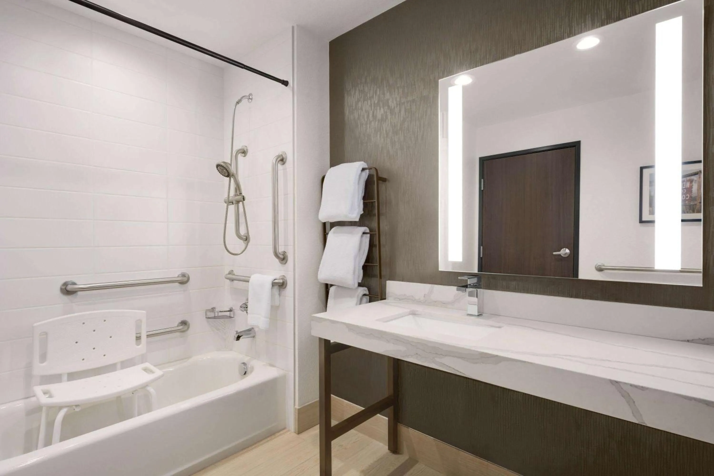Shower in La Quinta Inn & Suites by Wyndham Denver Parker