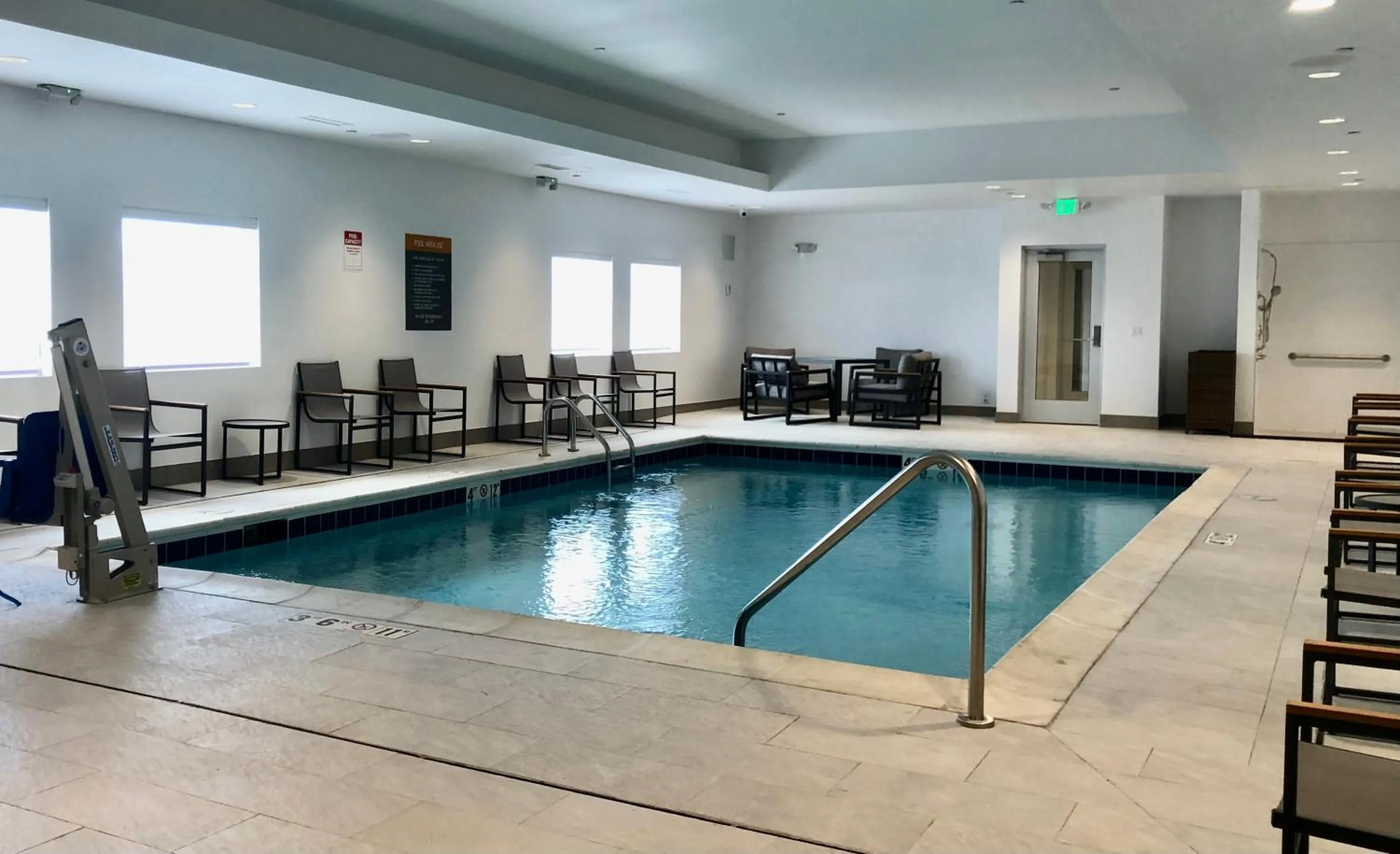 Swimming pool in La Quinta Inn & Suites by Wyndham Denver Parker