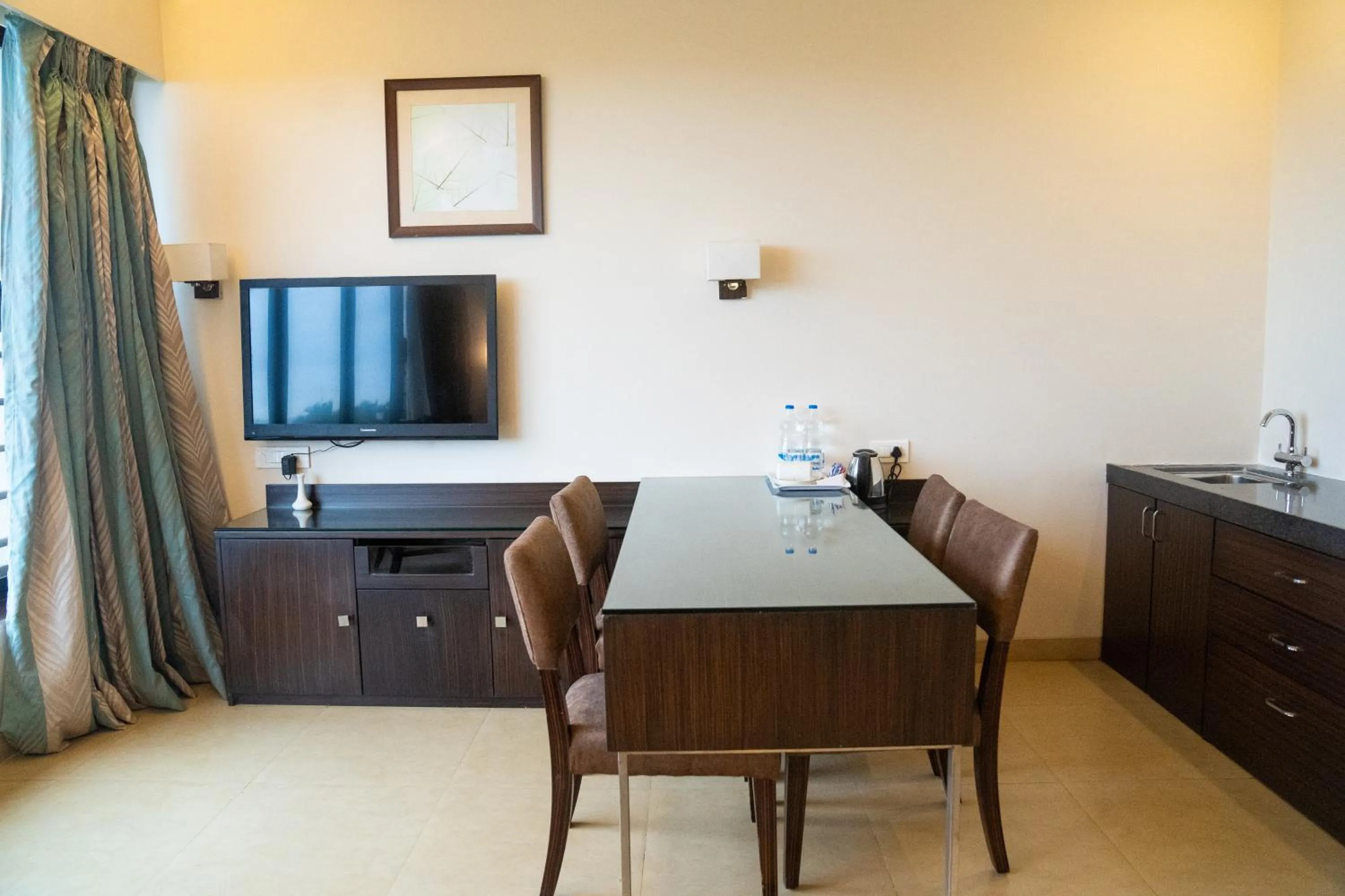 TV and multimedia in Greenleaf The Resort & Spa, Ganpatipule