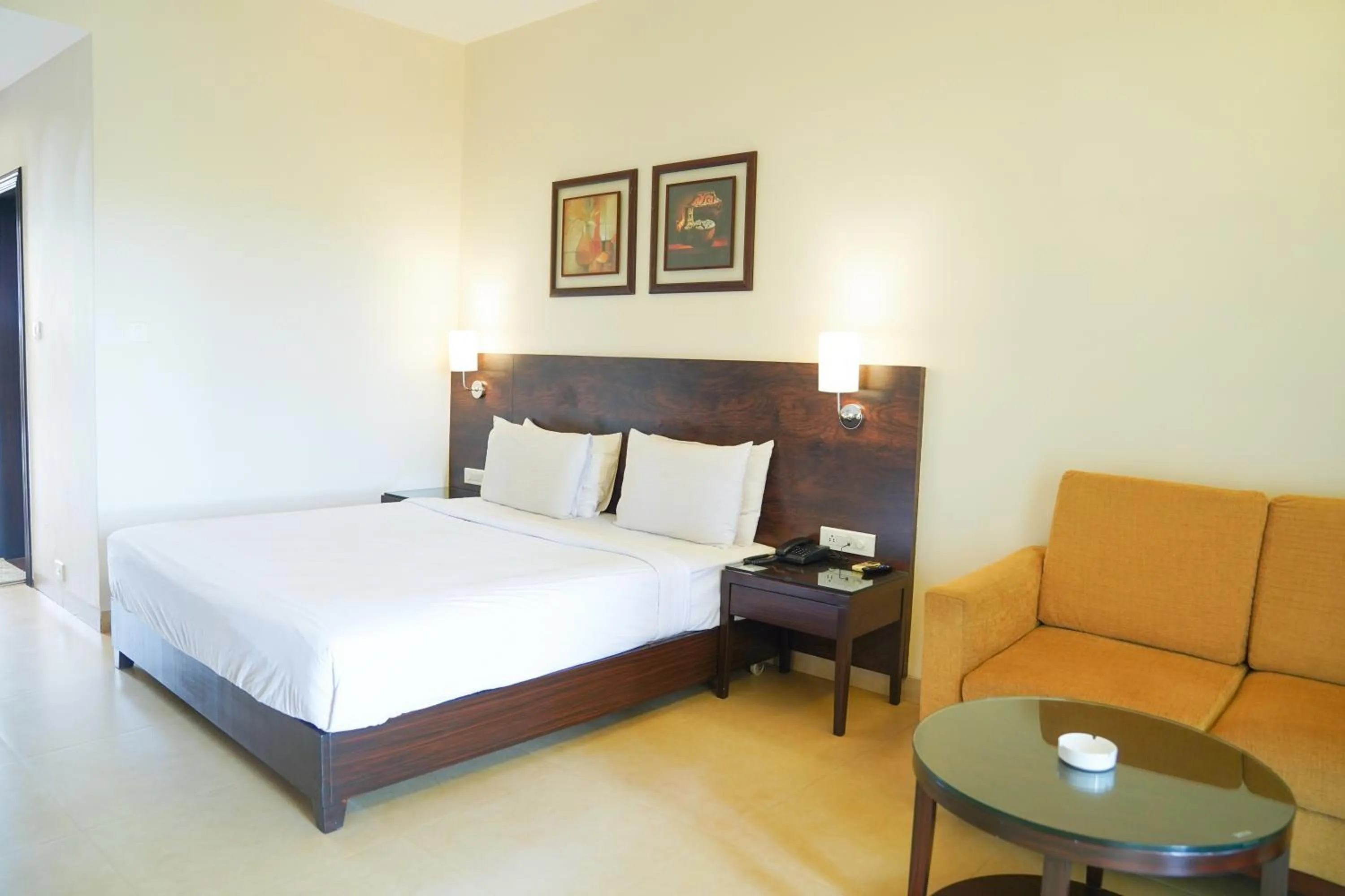 Bed in Greenleaf The Resort & Spa, Ganpatipule