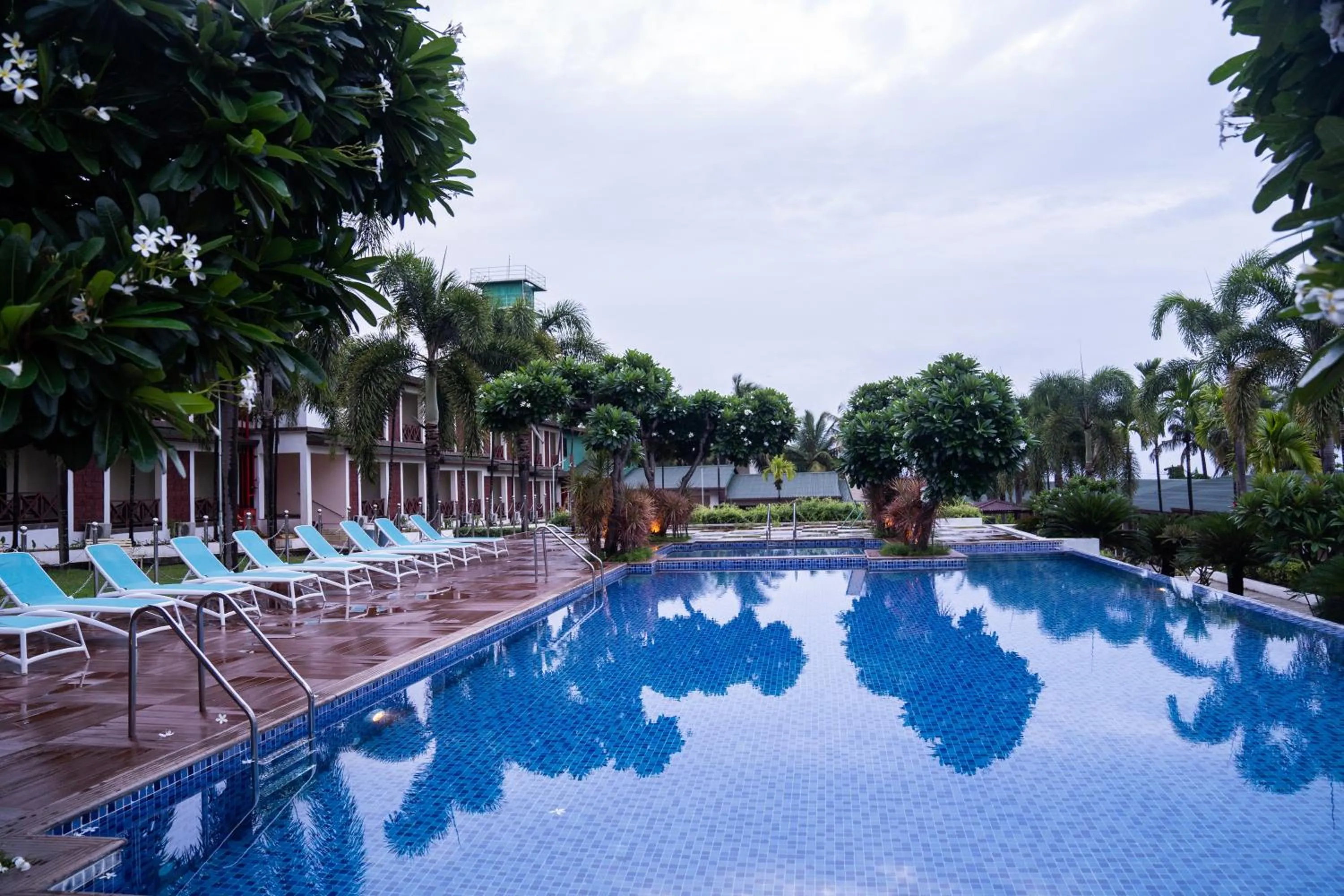 Swimming pool in Greenleaf The Resort & Spa, Ganpatipule