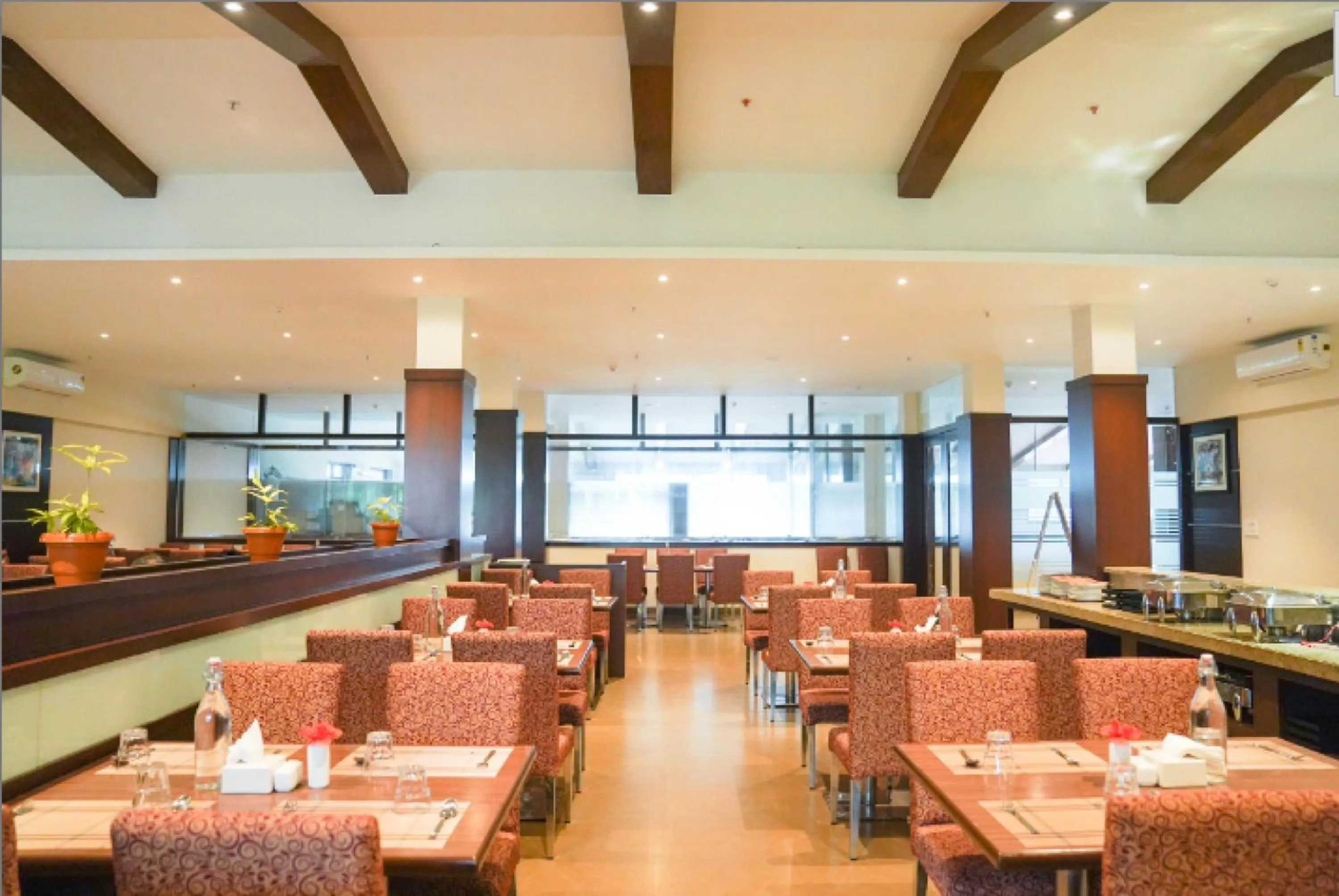 Restaurant/places to eat in Greenleaf The Resort & Spa, Ganpatipule