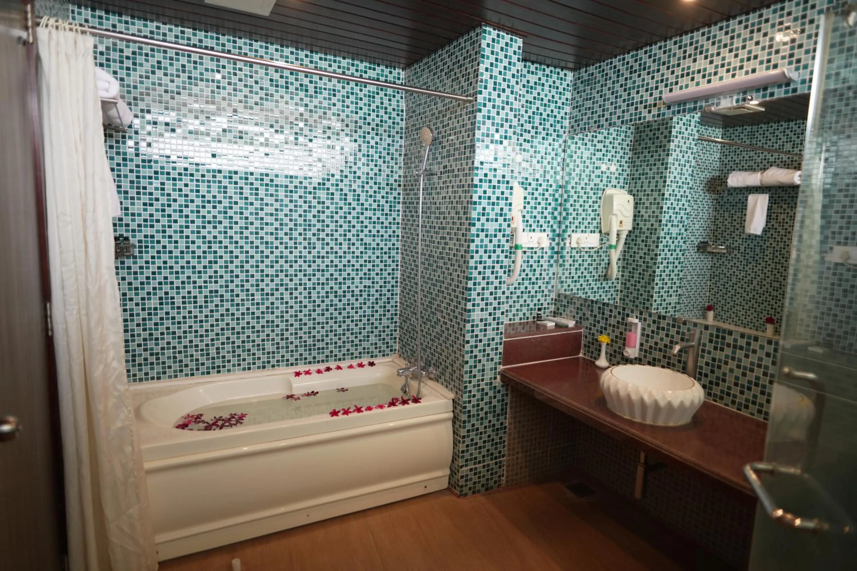 Bathroom in Greenleaf The Resort & Spa, Ganpatipule