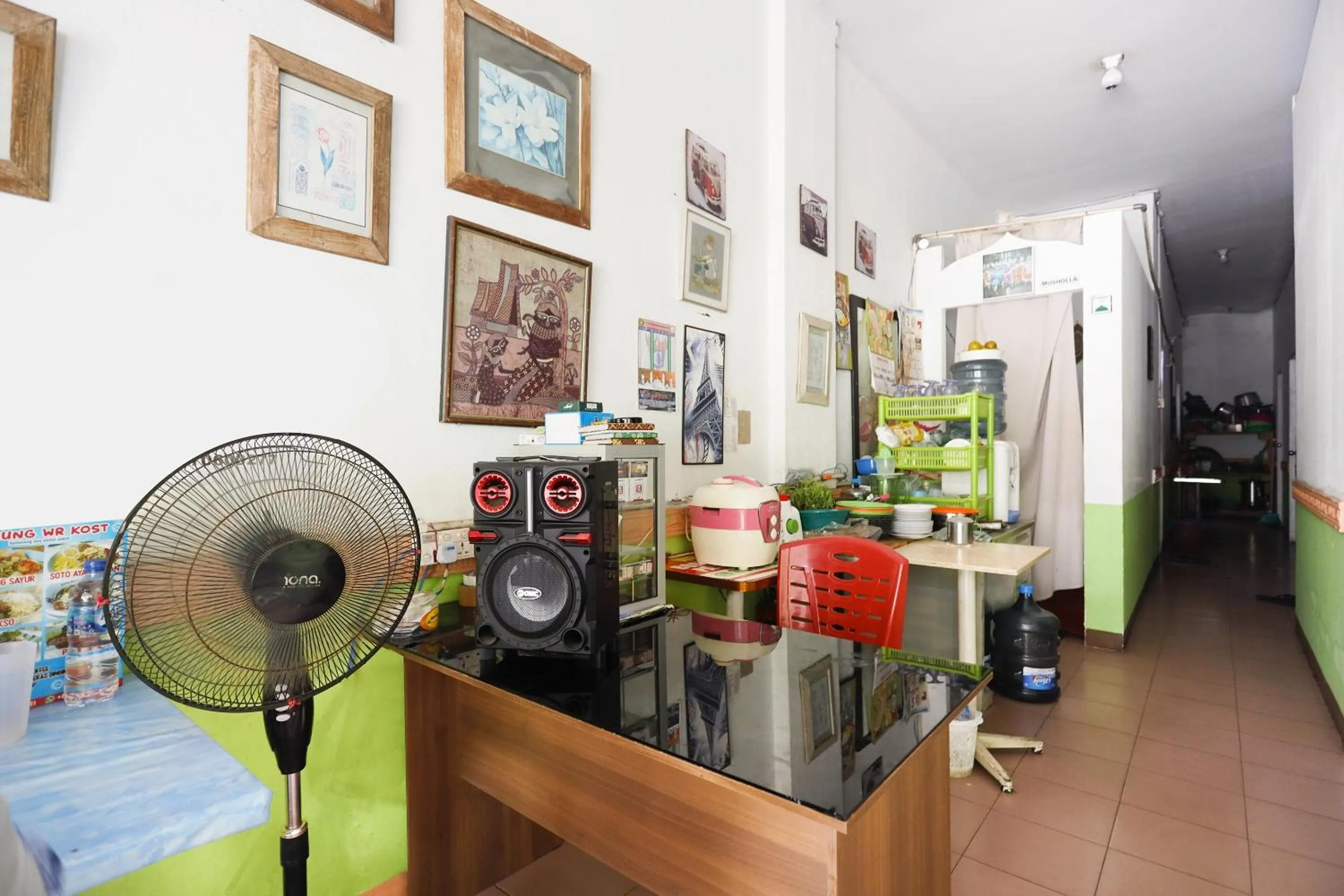 Lobby or reception in Hotel O Wr House Syariah BatamNearEast Coast Park