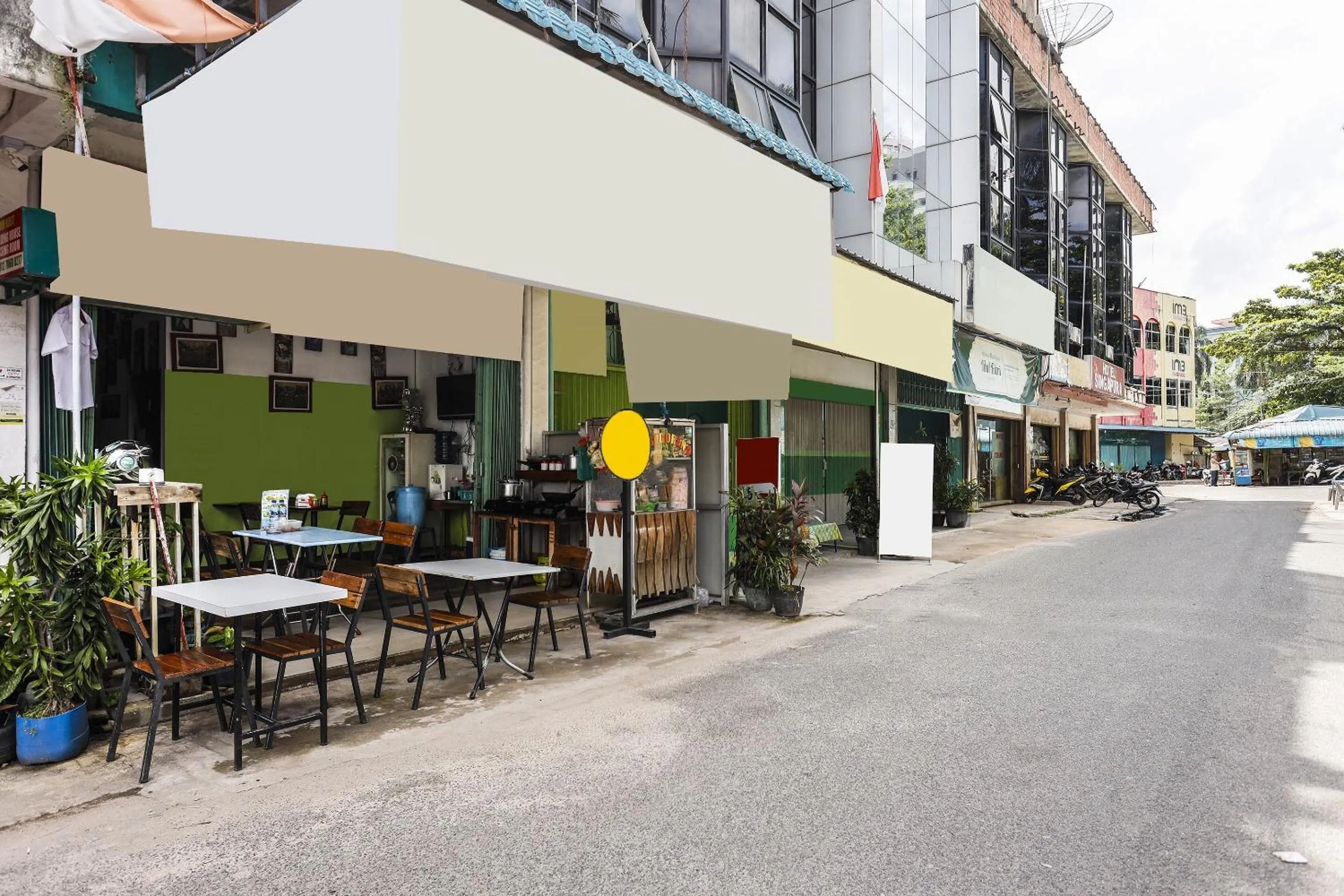 Facade/entrance in Hotel O Wr House Syariah BatamNearEast Coast Park