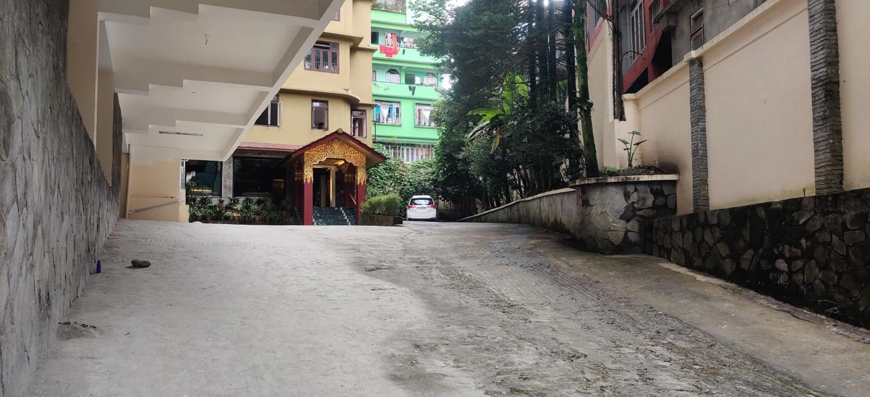 Parking in HOTEL RENDEZVOUS