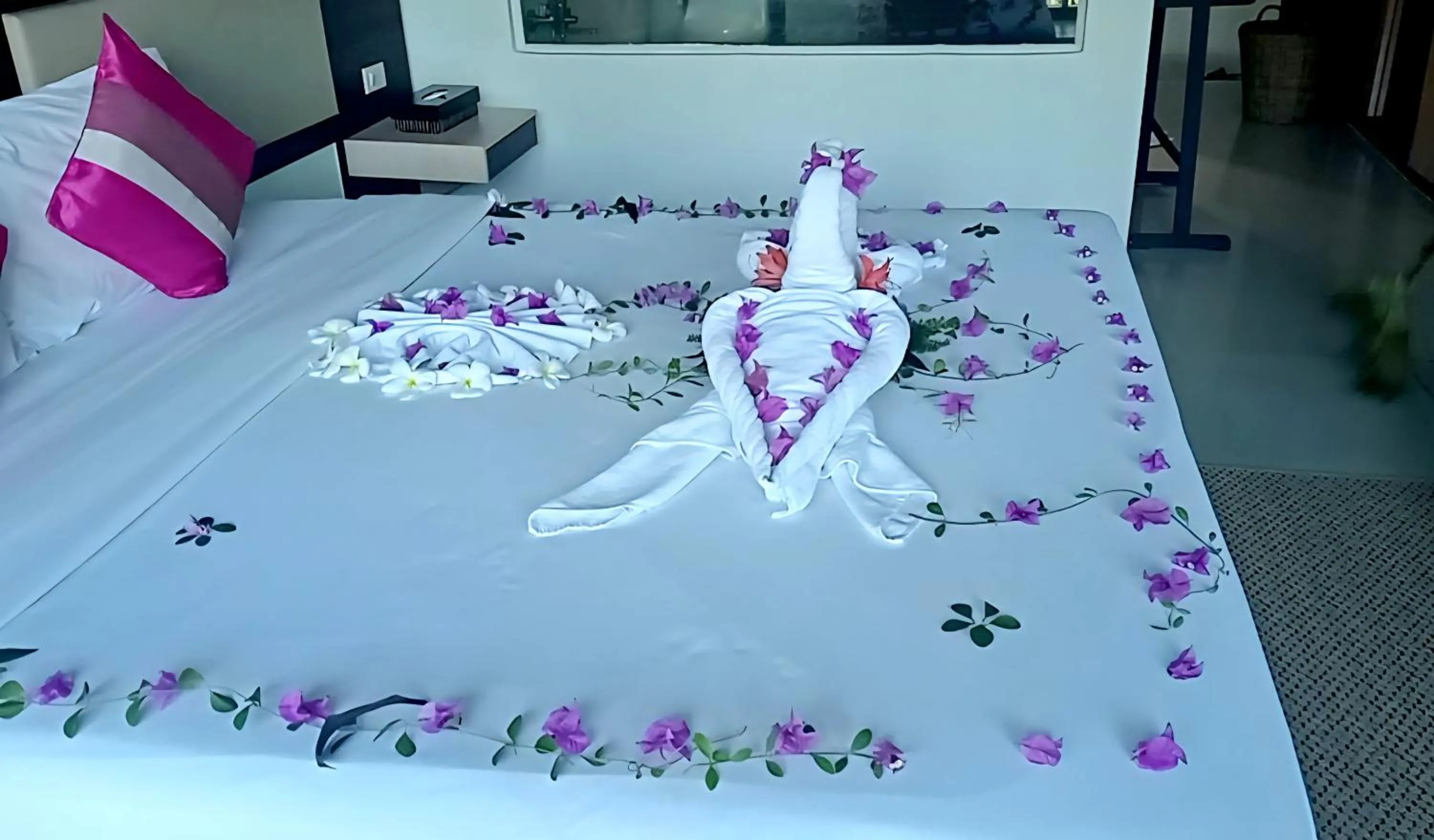 Bed in AM Surin Place