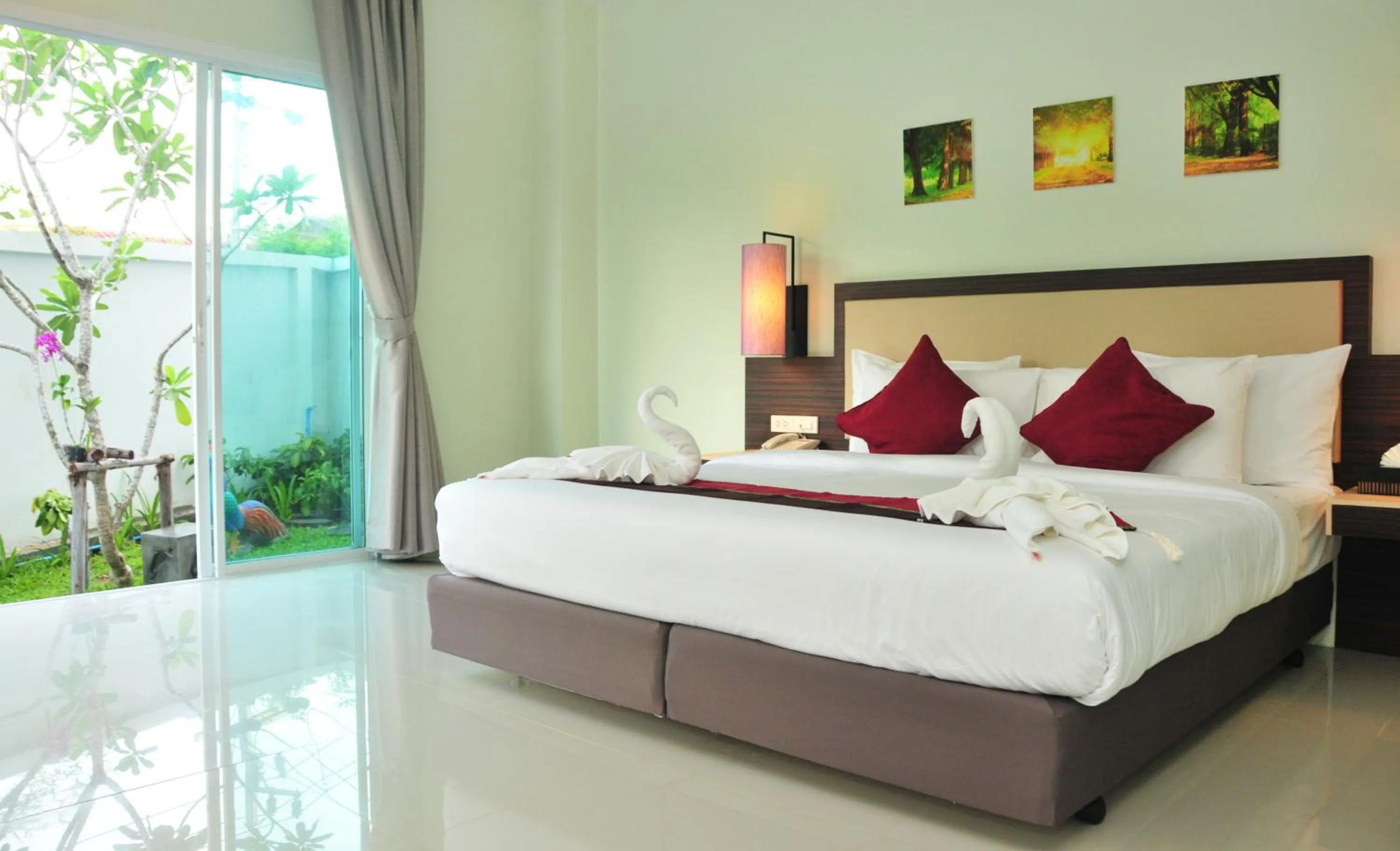 Bedroom, Bed in AM Surin Place