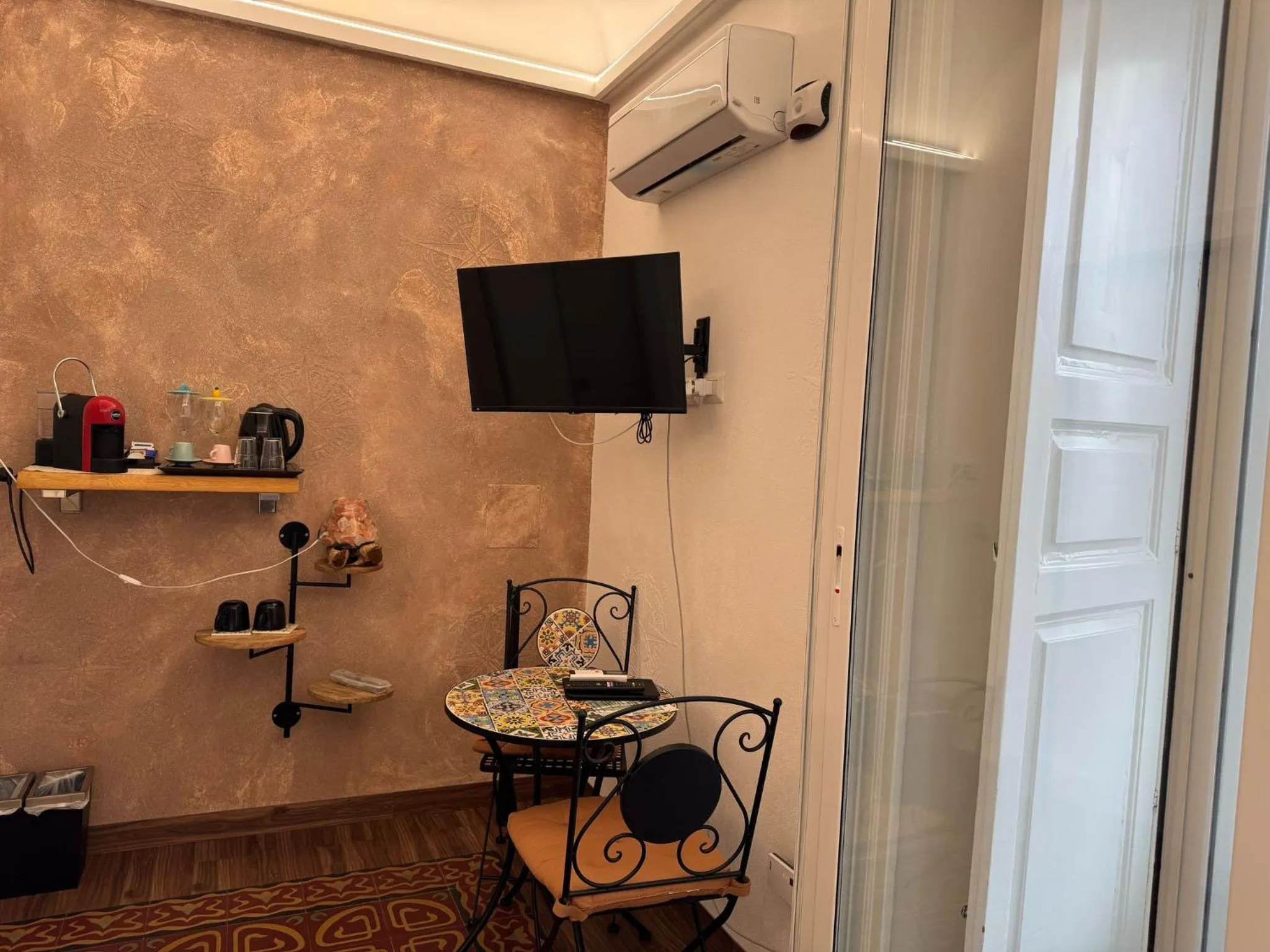 Bedroom in B&B i MORI