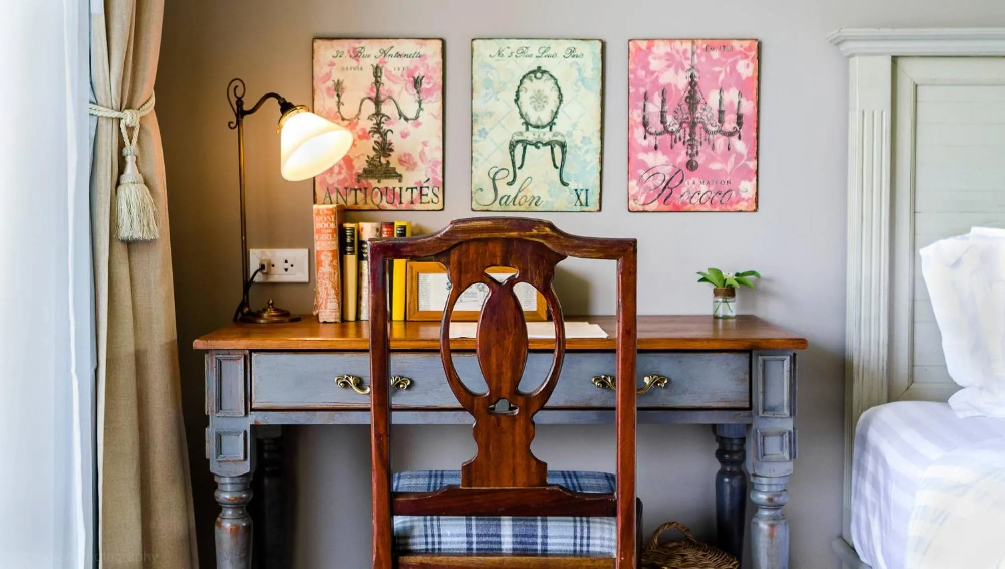 Mountain view, Bed in Reverie Siam