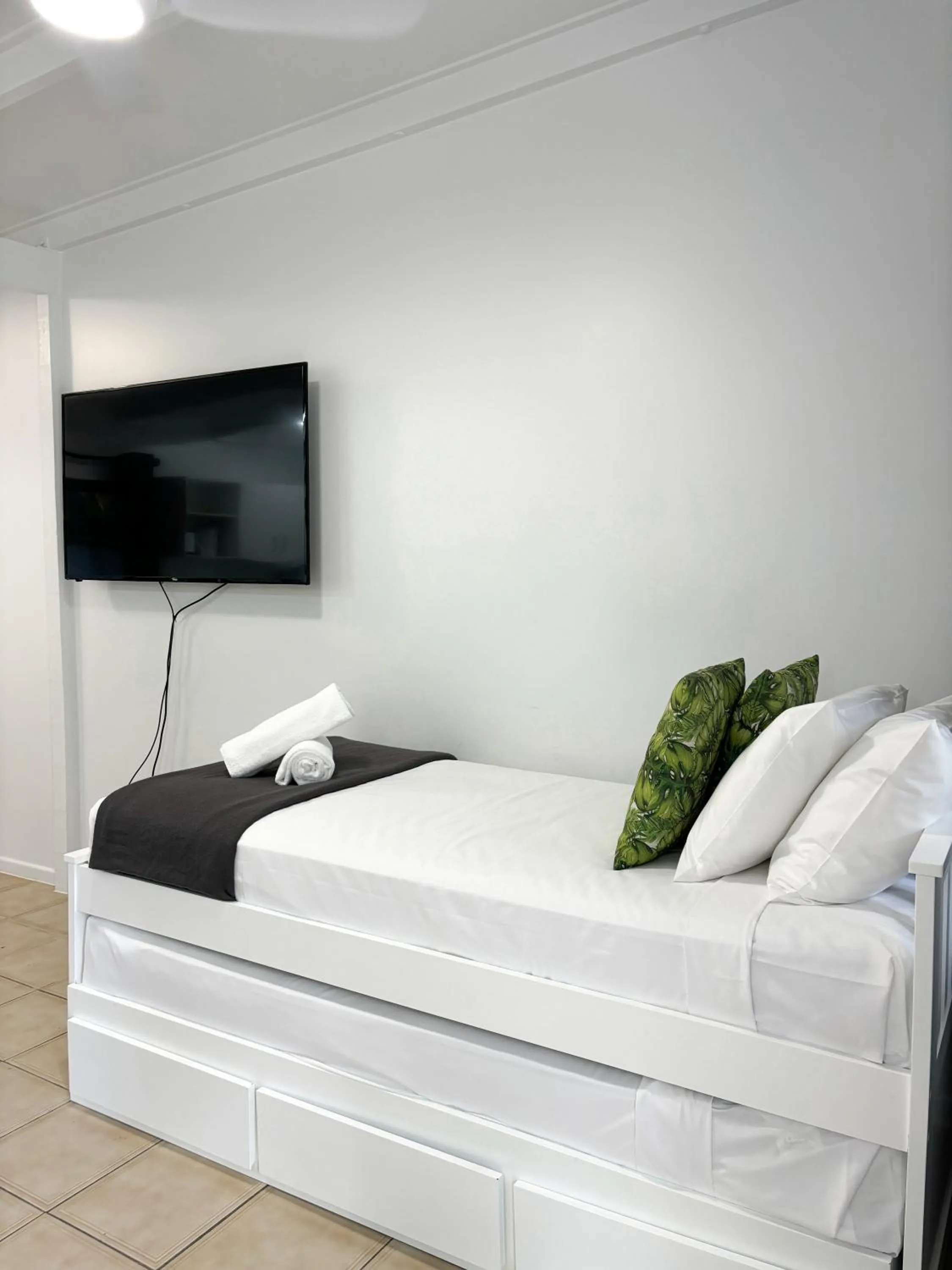 Bed in Amaroo On Mandalay, Magnetic Island