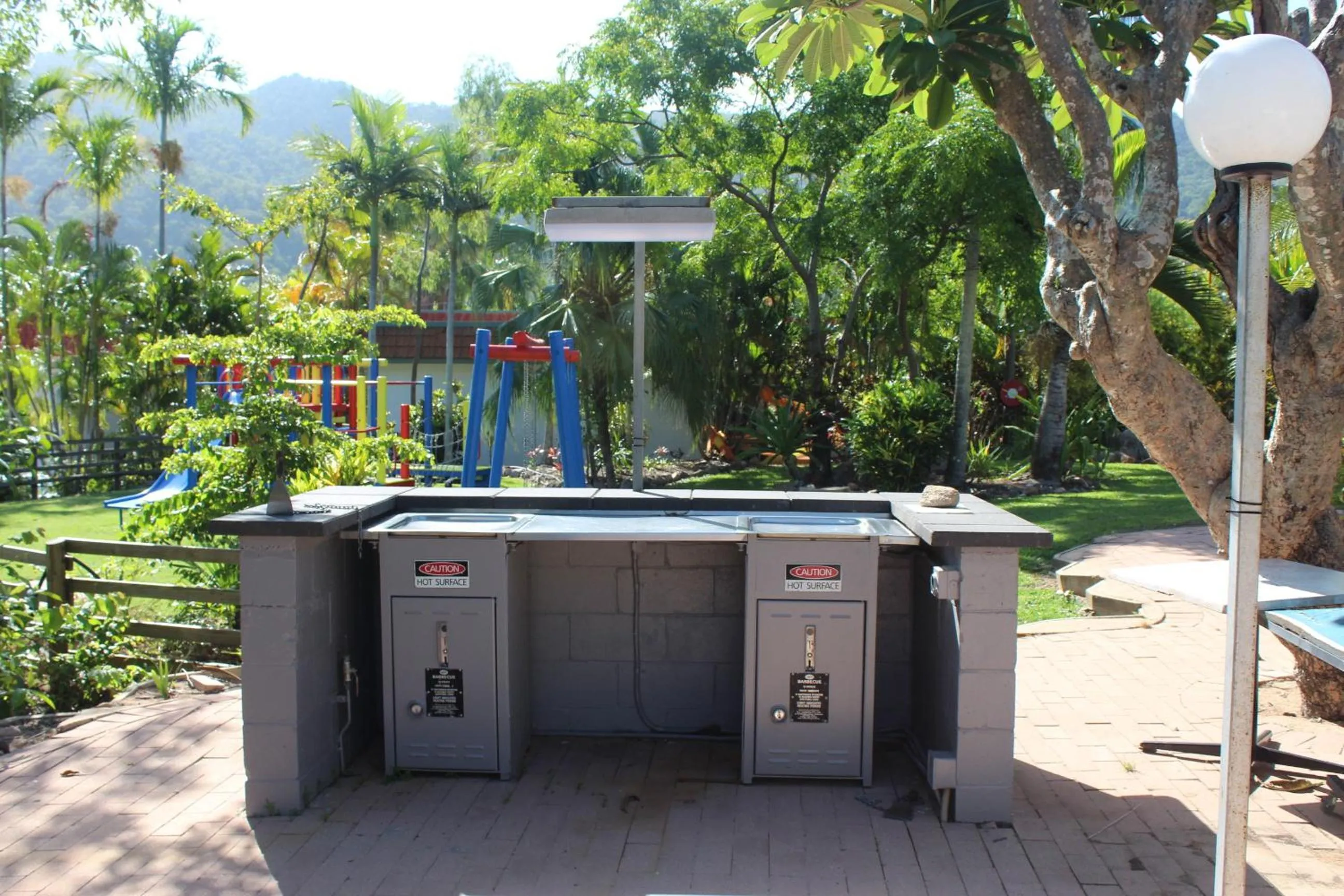 Day in Amaroo On Mandalay, Magnetic Island