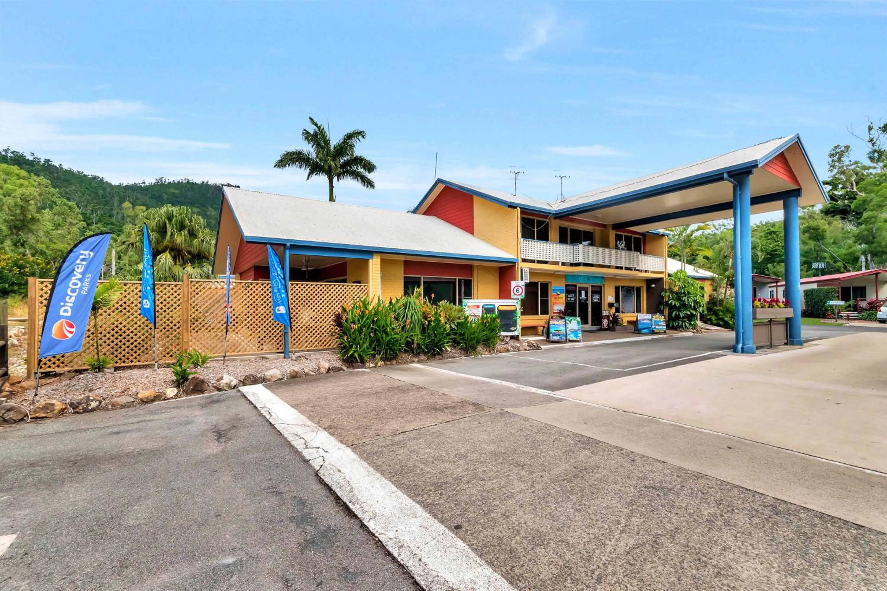 Property building in Discovery Parks - Airlie Beach