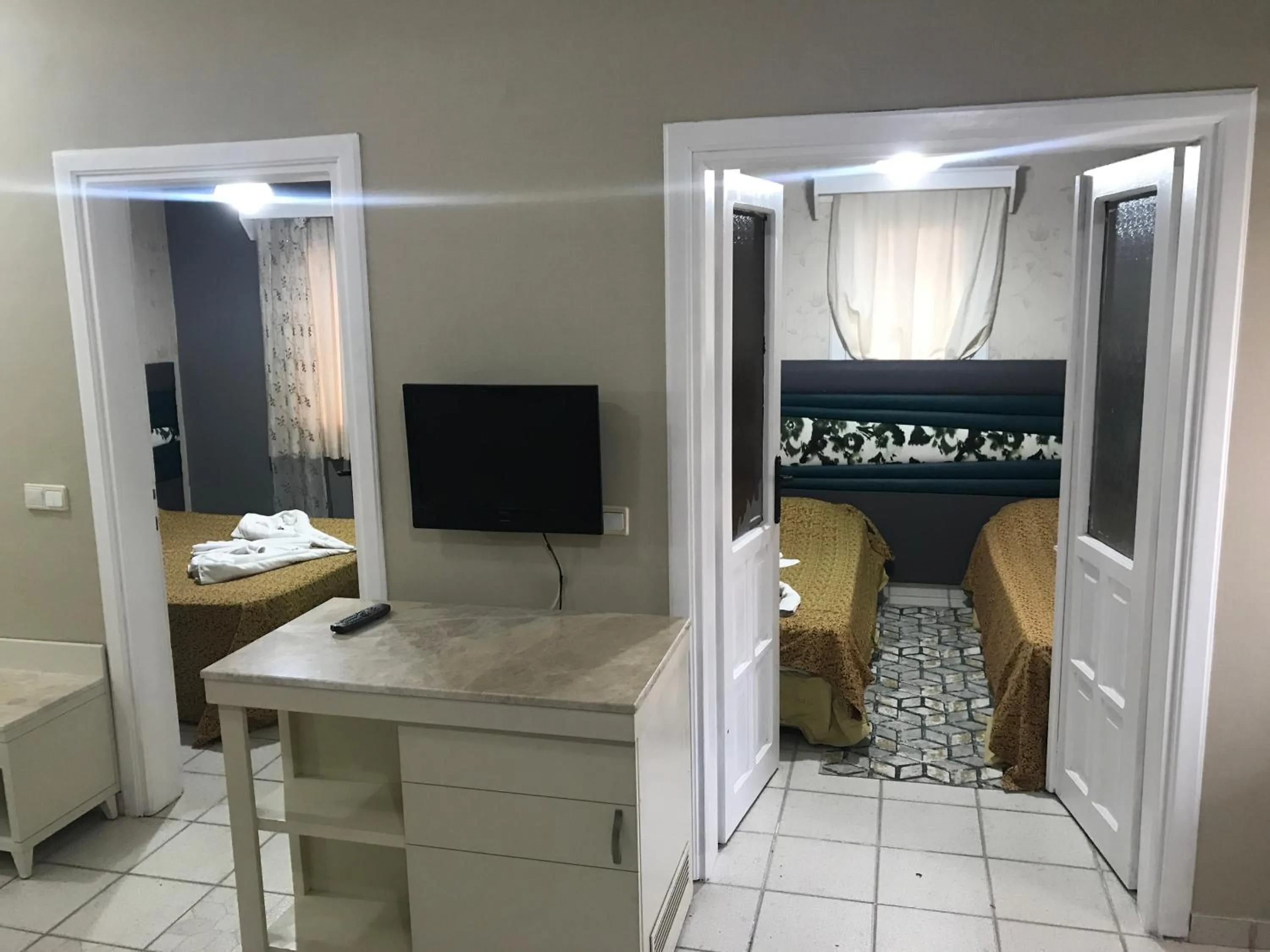 TV and multimedia in HİMEROS BEACH HOTEL