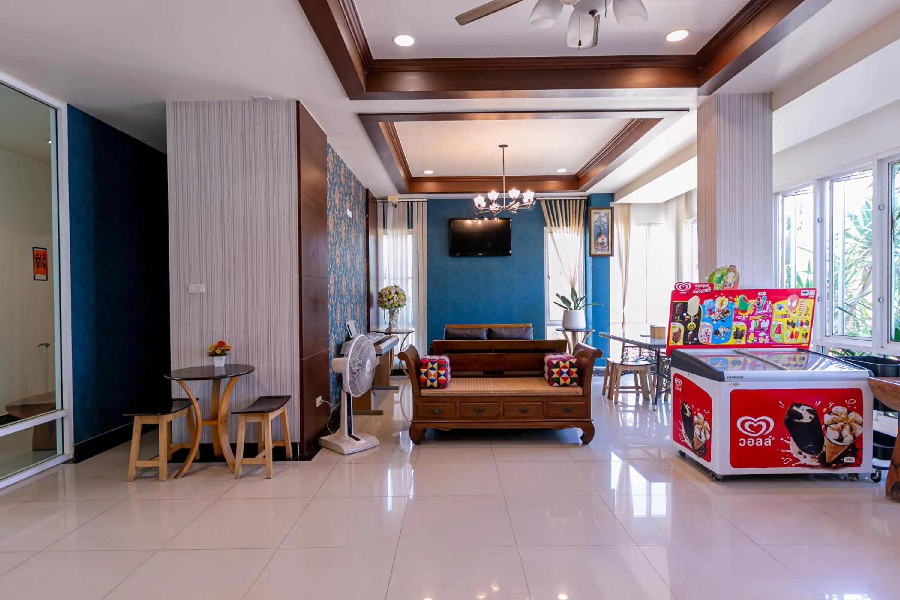 Seating area in Panwalee Hotel