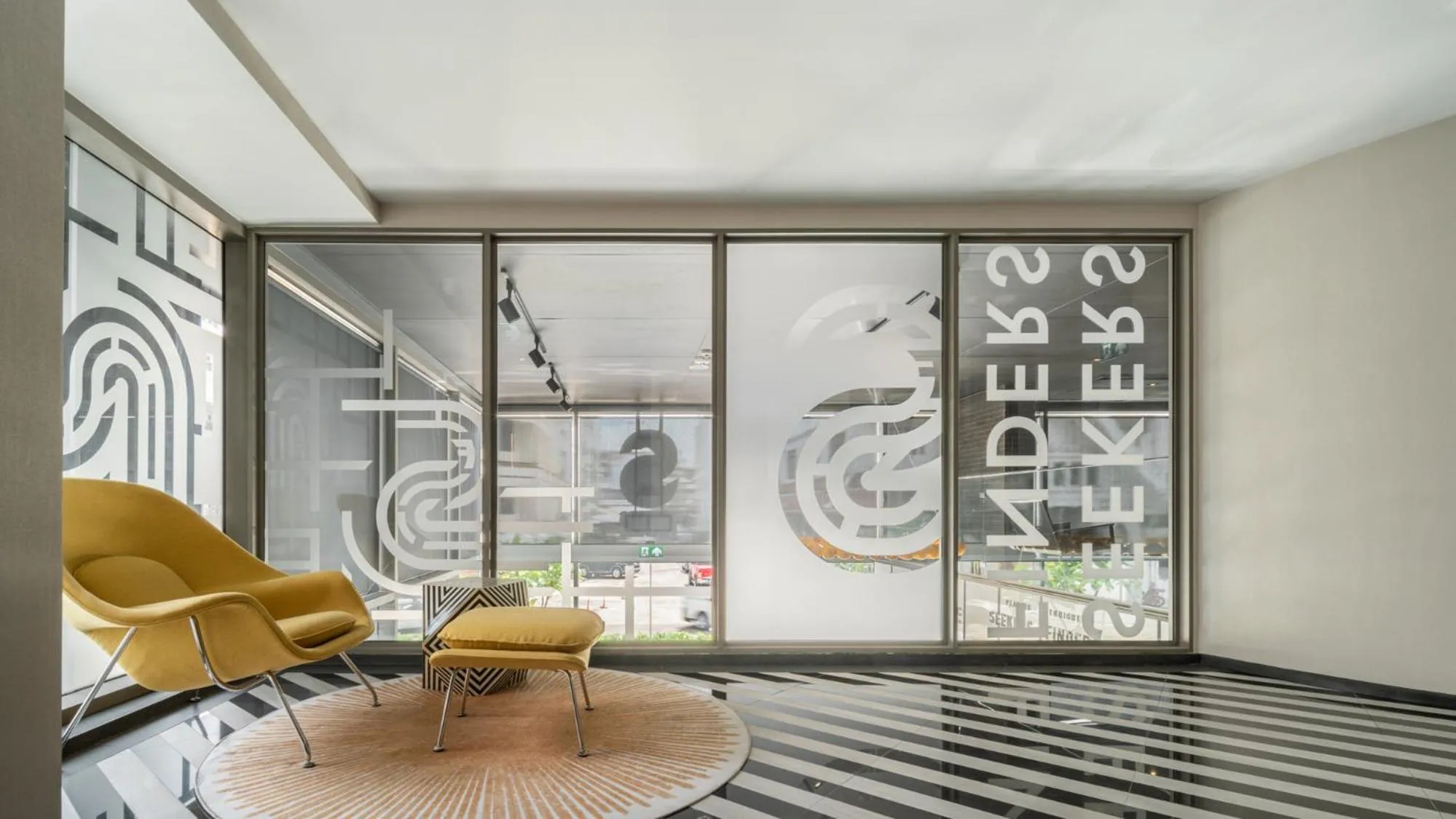 Floor plan in Seekers Finders Rama IV Hotel SureStay Collection by BW