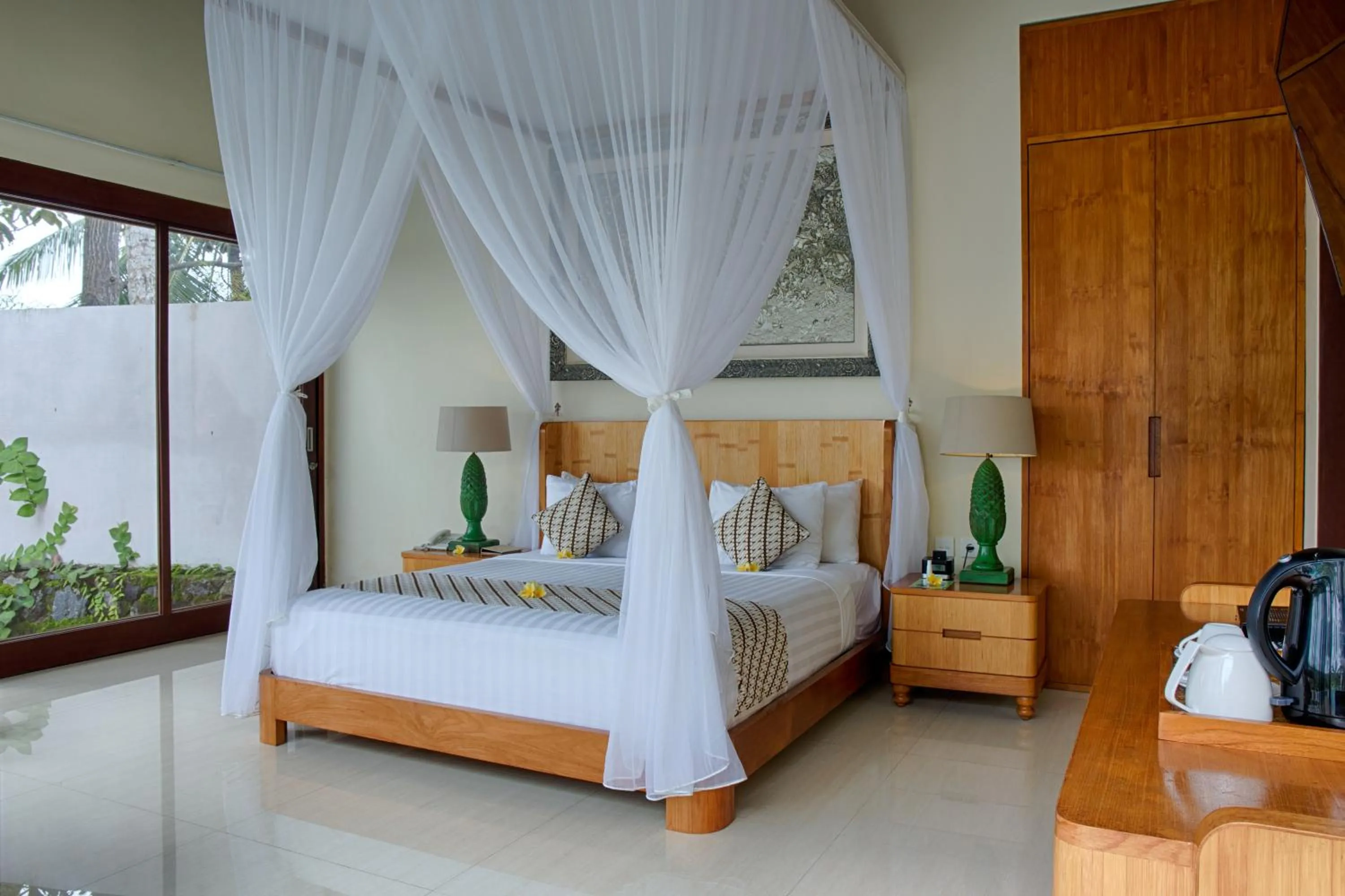 Decorative detail, Bed in Santun Luxury Private Villas