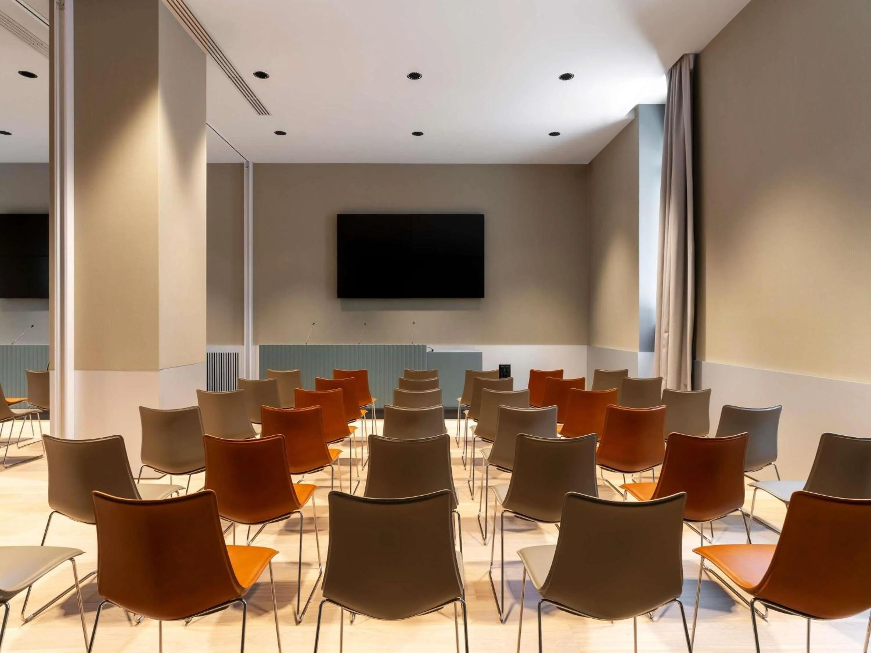 Meeting/conference room in Palazzo Tirso MGallery Cagliari