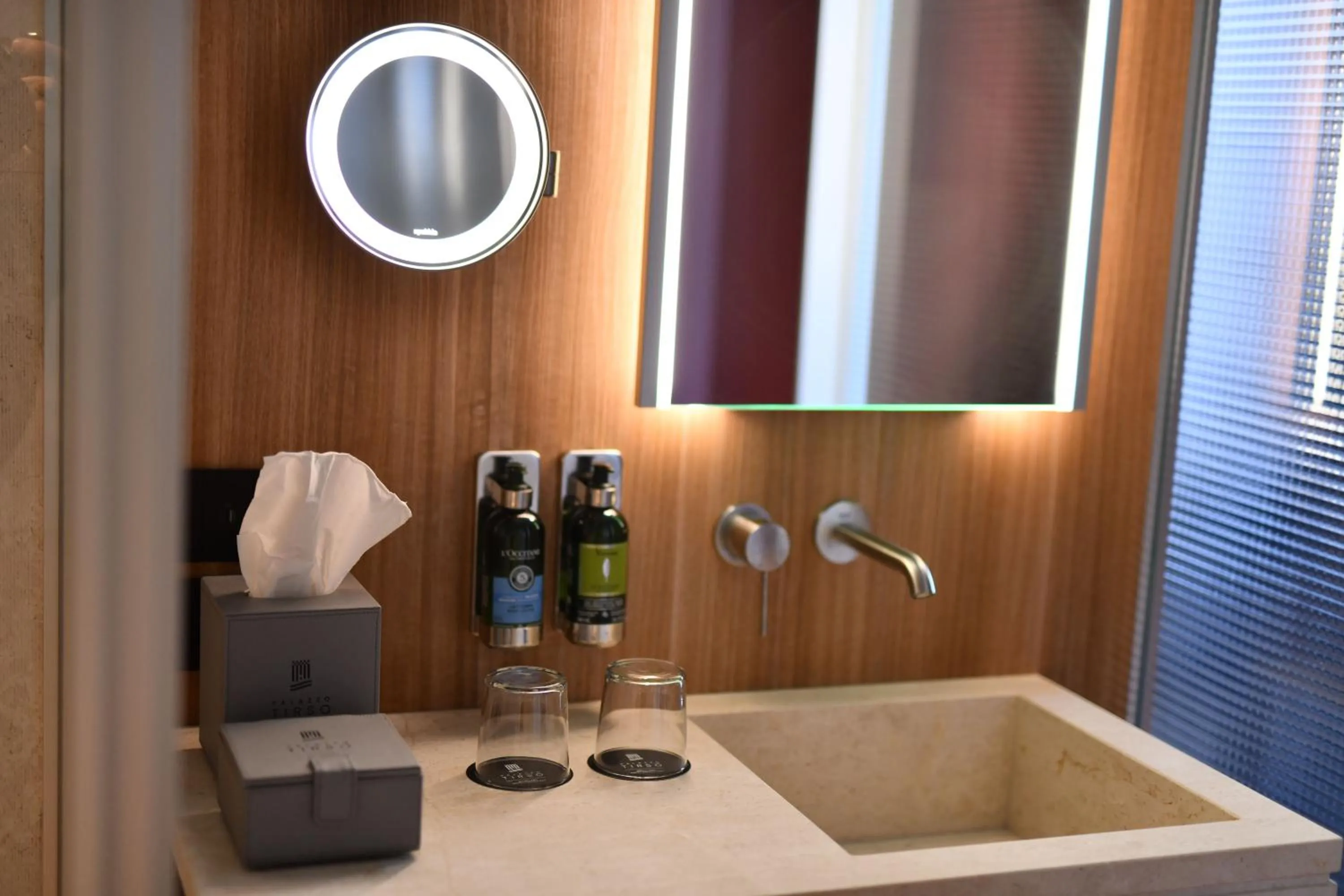 Bathroom in Palazzo Tirso MGallery Cagliari