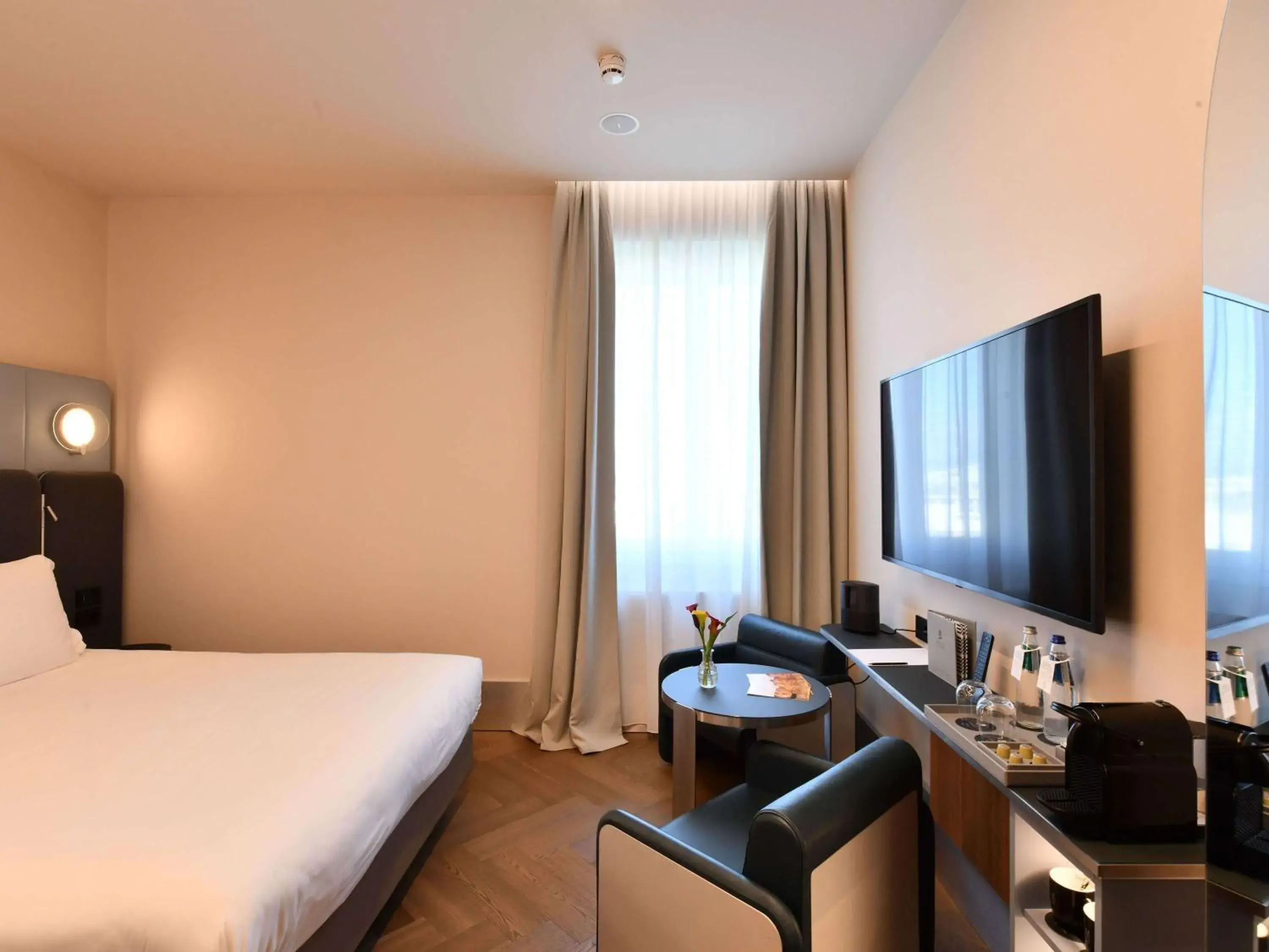 Superior Room in Palazzo Tirso MGallery Cagliari Superior Room in Palazzo Tirso MGallery Cagliari