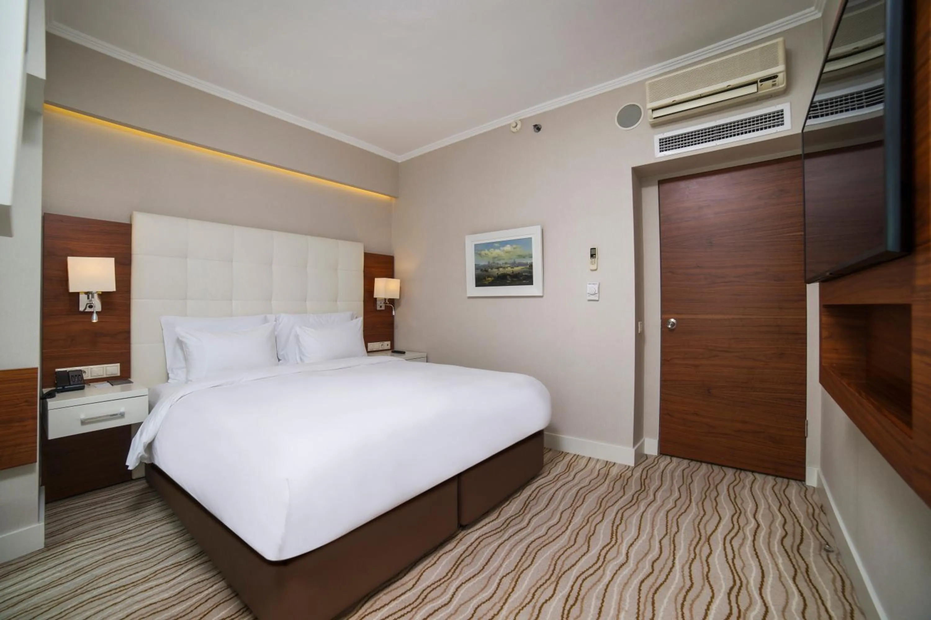 Bed in Radisson Hotel President Old Town Istanbul