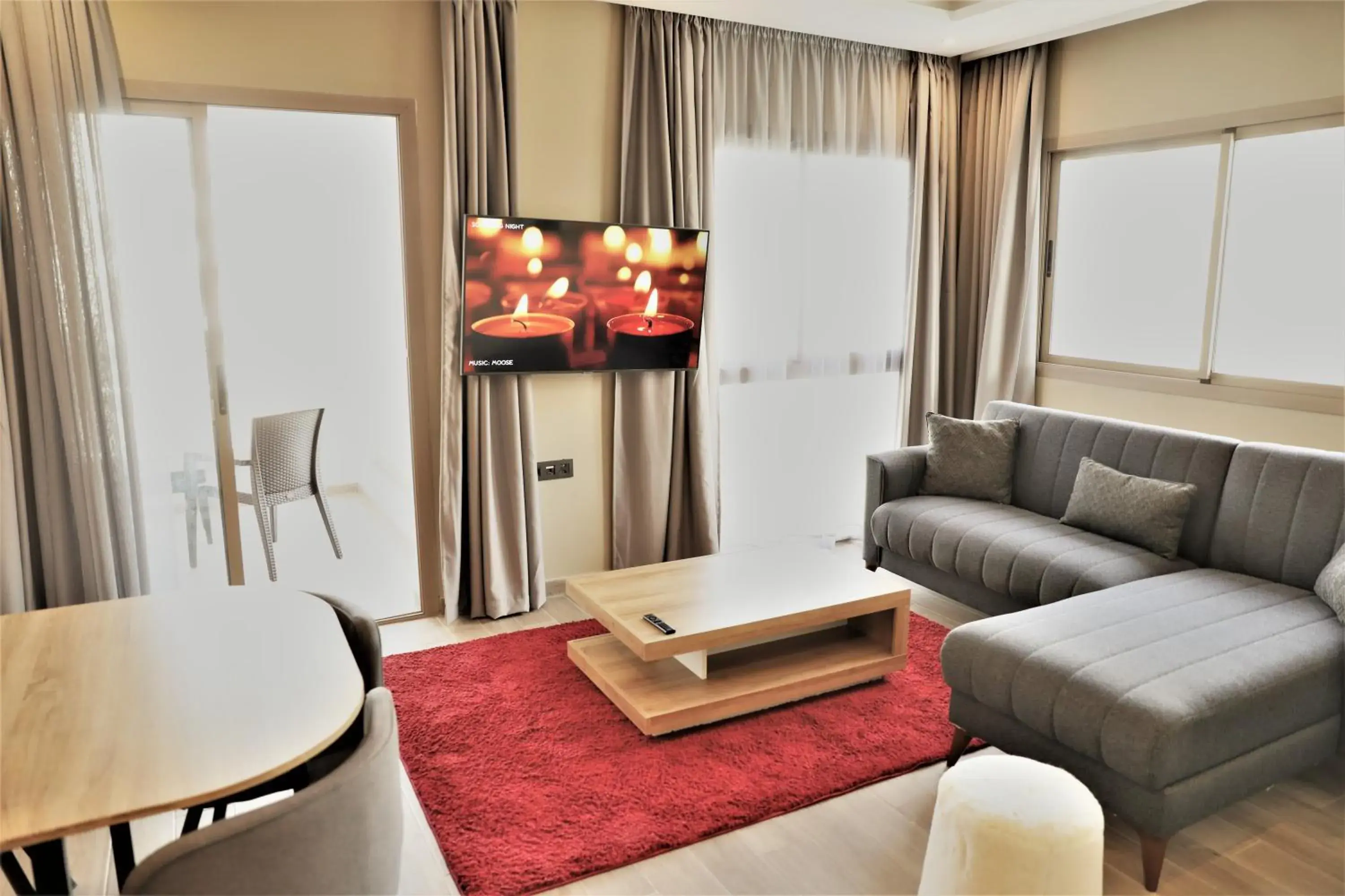 Three-Bedroom Apartment in Dominium Residence Three-Bedroom Apartment in Dominium Residence