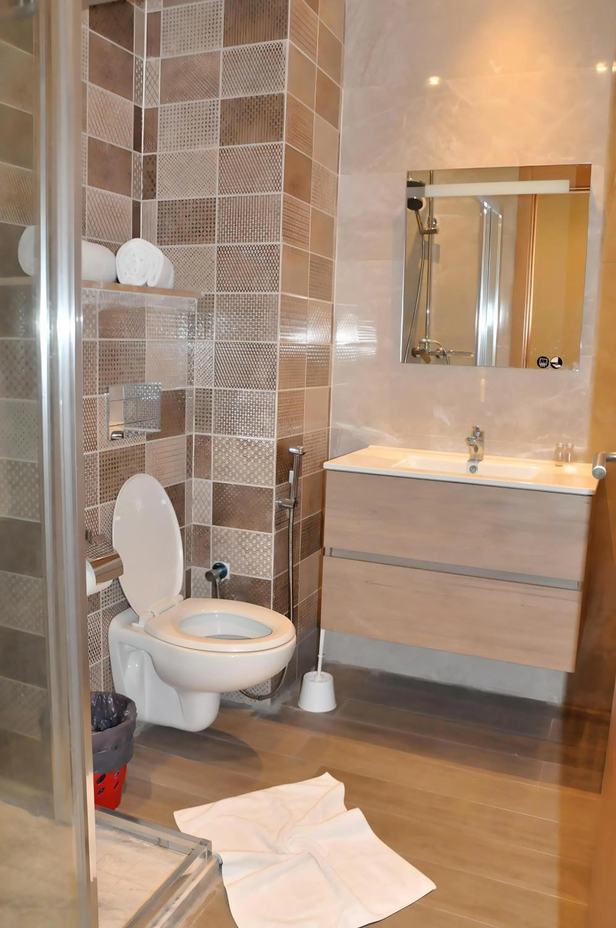 Shower in Dominium Residence