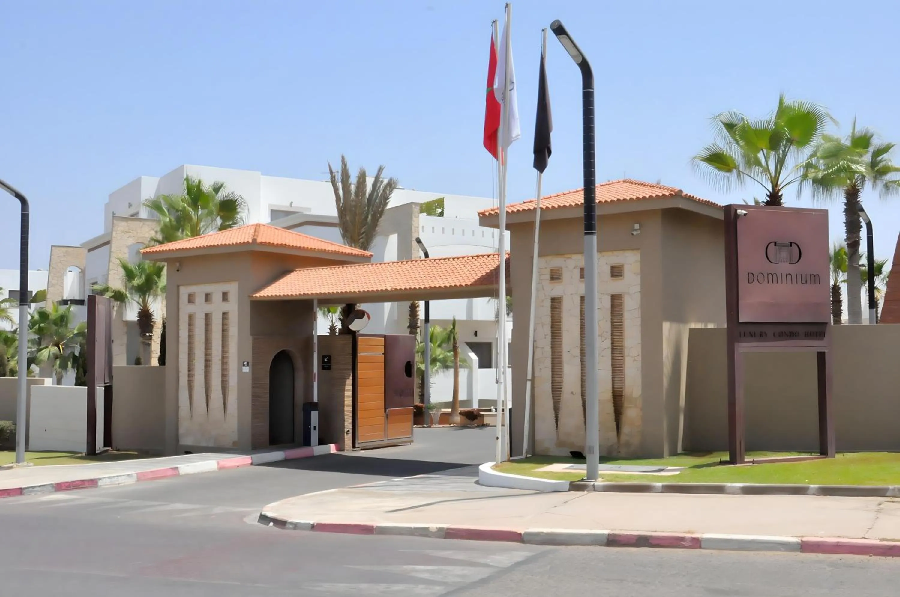 Facade/entrance in Dominium Residence