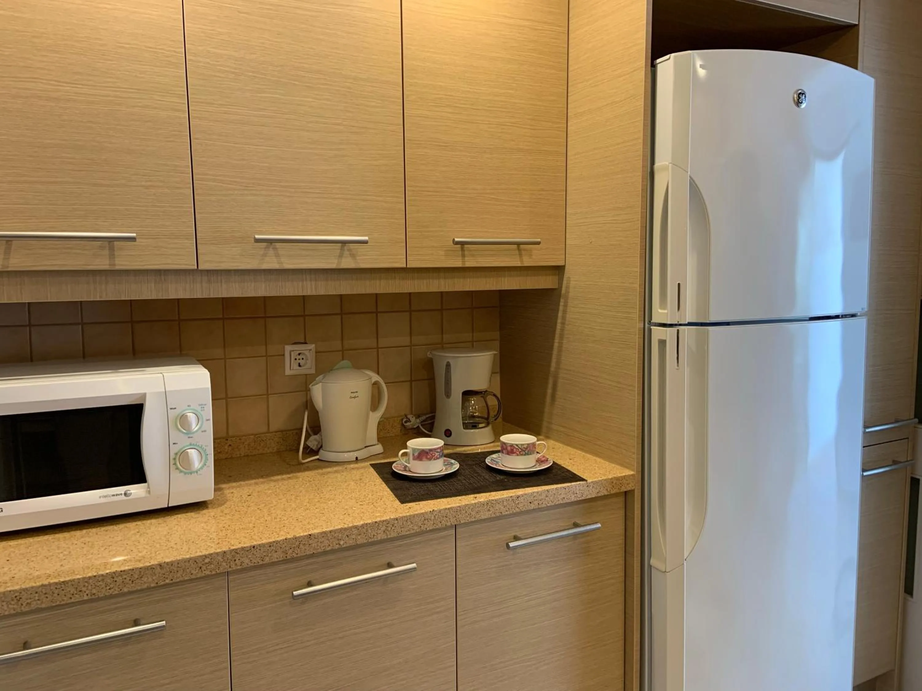 Coffee/tea facilities in Evdokia Suites