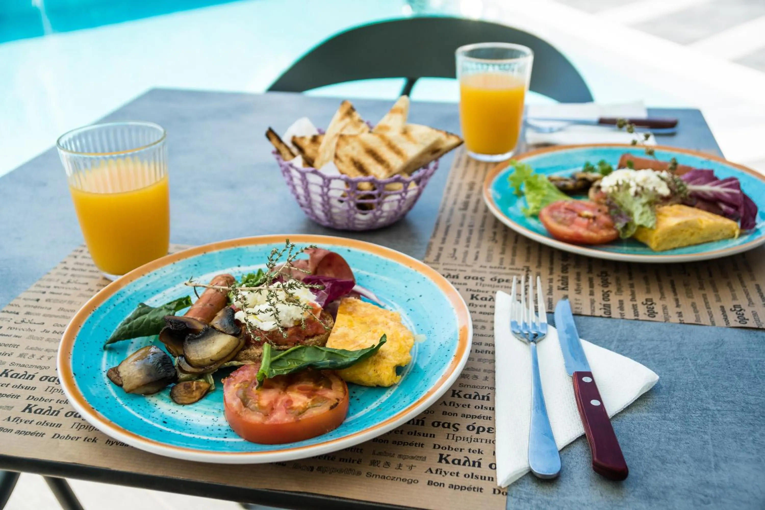 Breakfast in Evdokia Suites