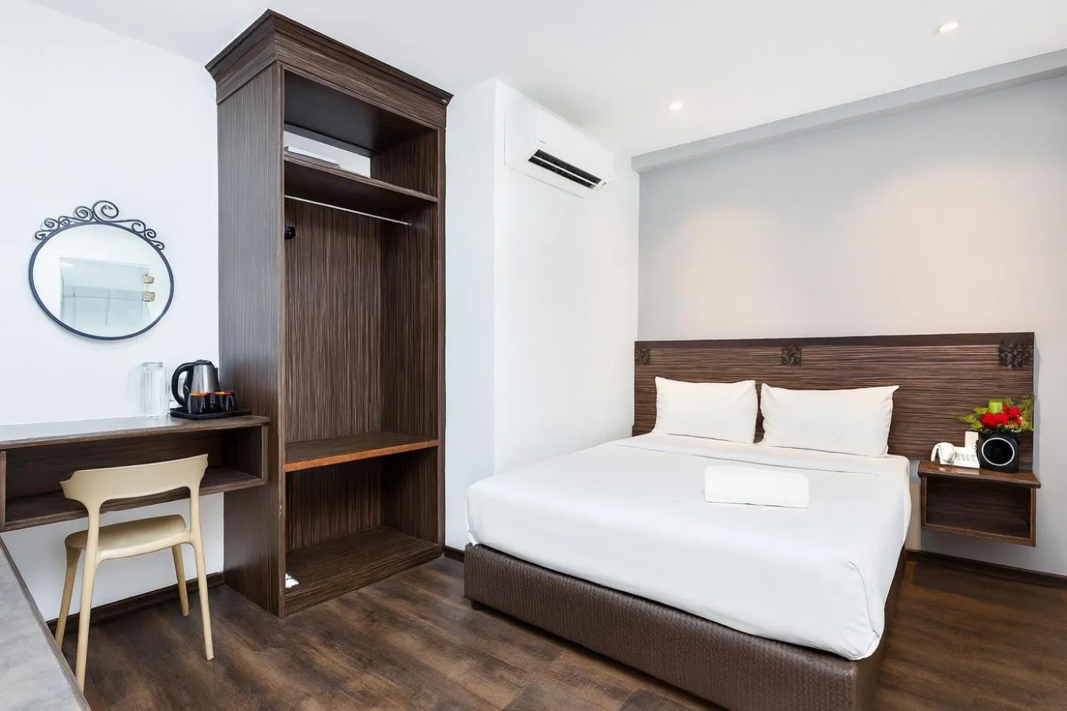 Bedroom, Bed in Q Collection Macalister formerly known as Apple Hotel Penang