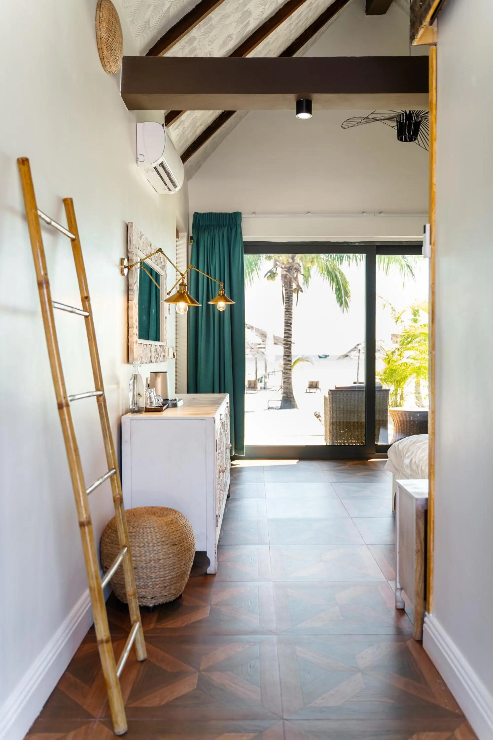 Living room in Golden Beach Resort