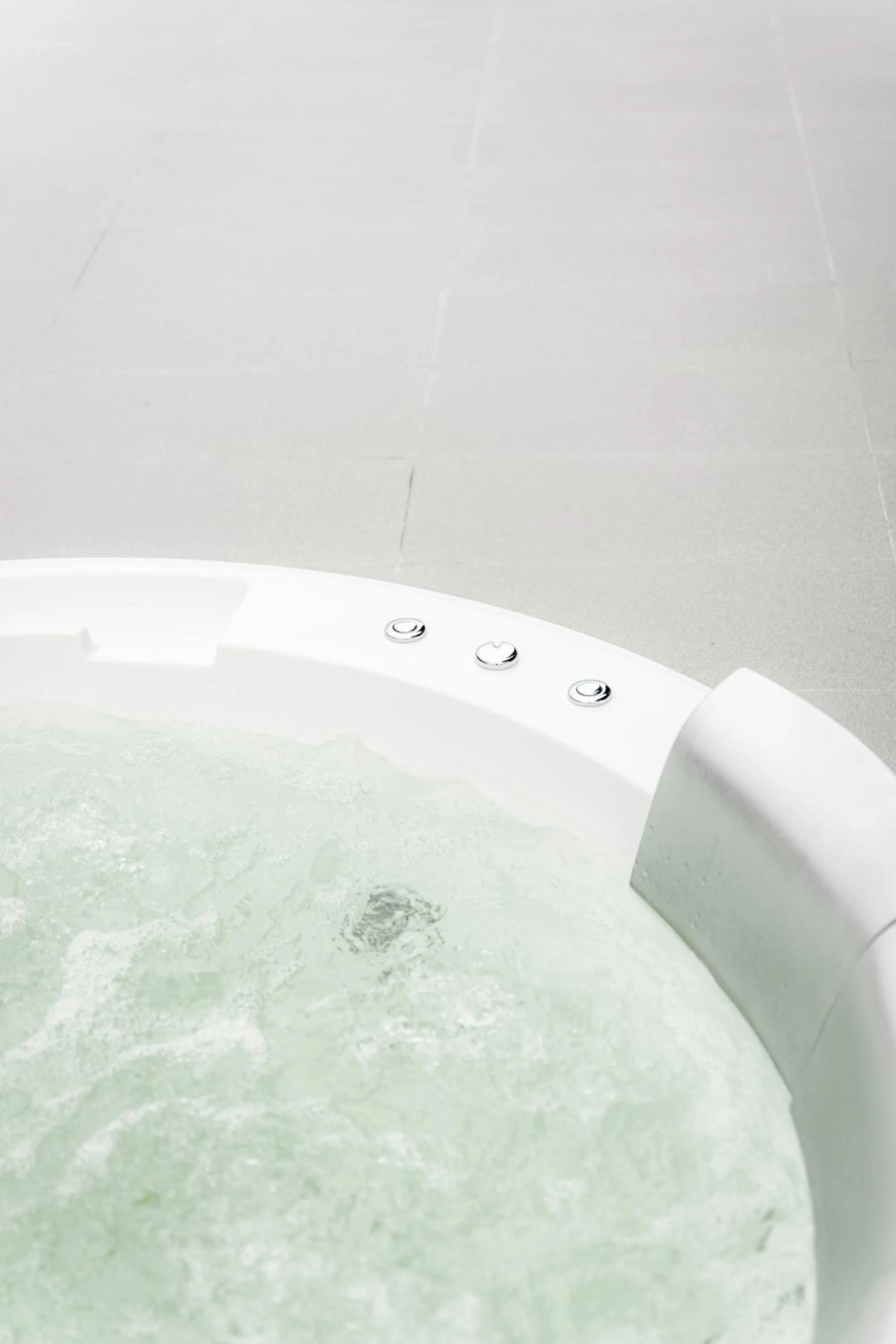 Hot Tub in Golden Beach Resort