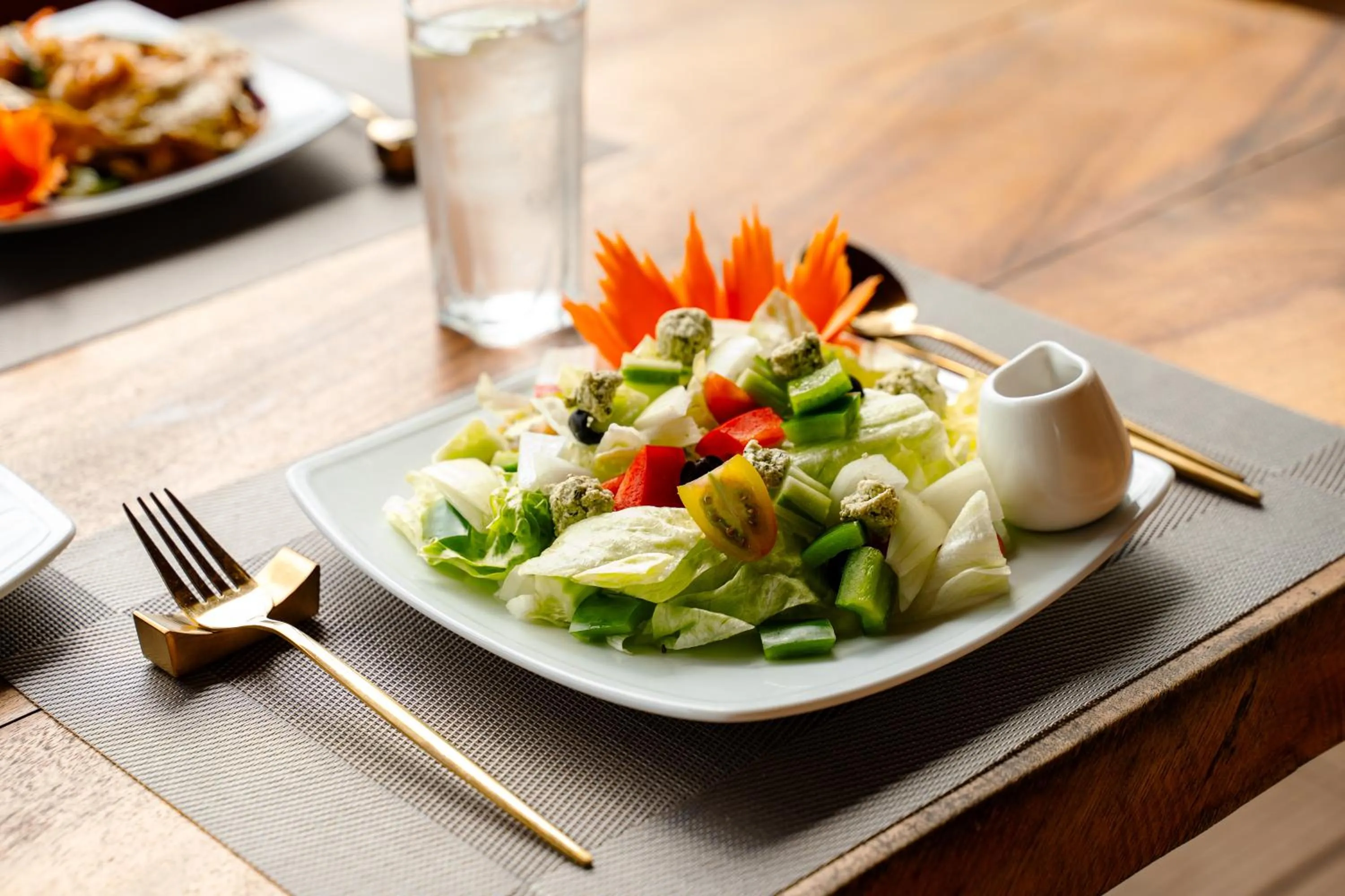 Food and drinks in Golden Beach Resort