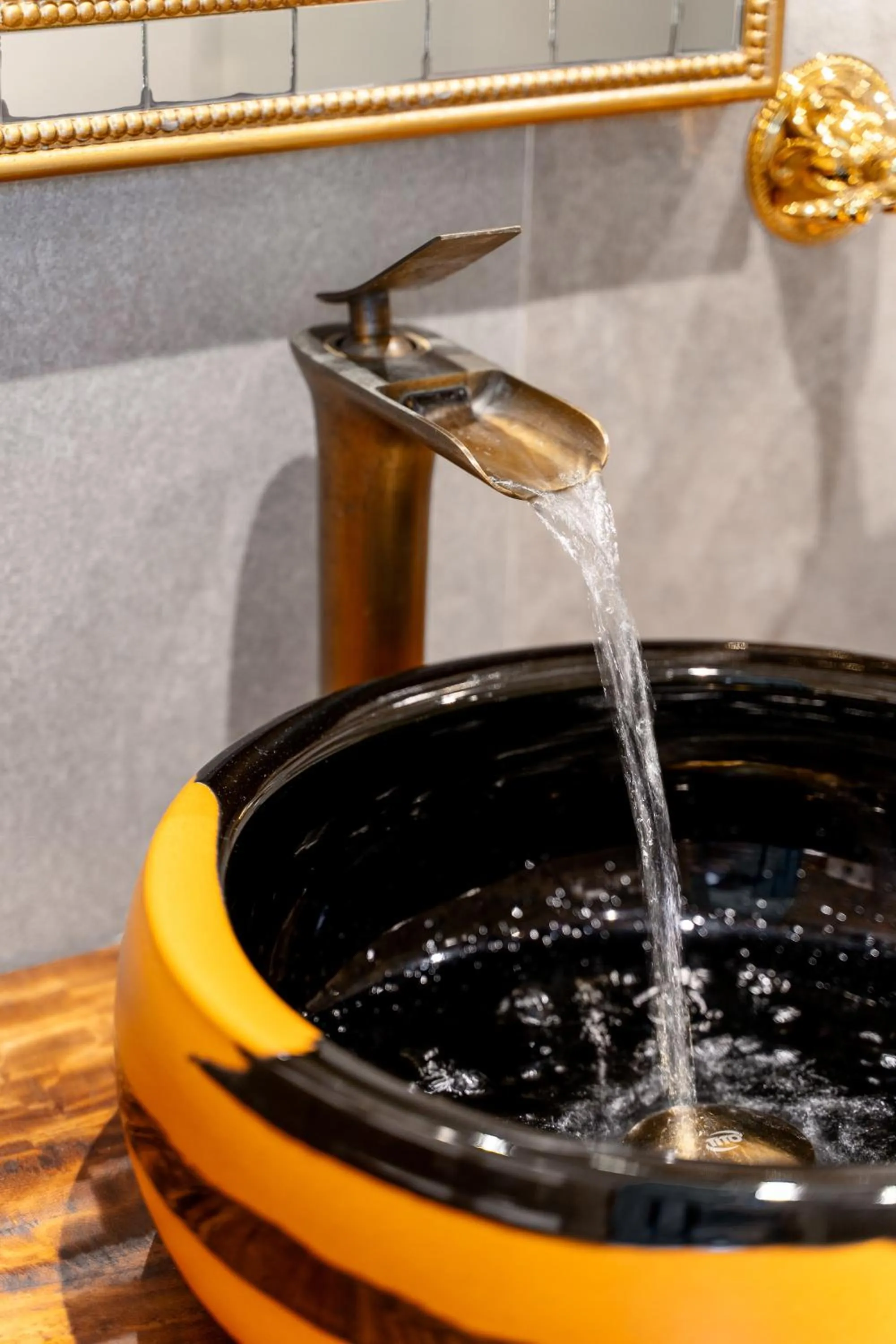 Decorative detail in Golden Beach Resort