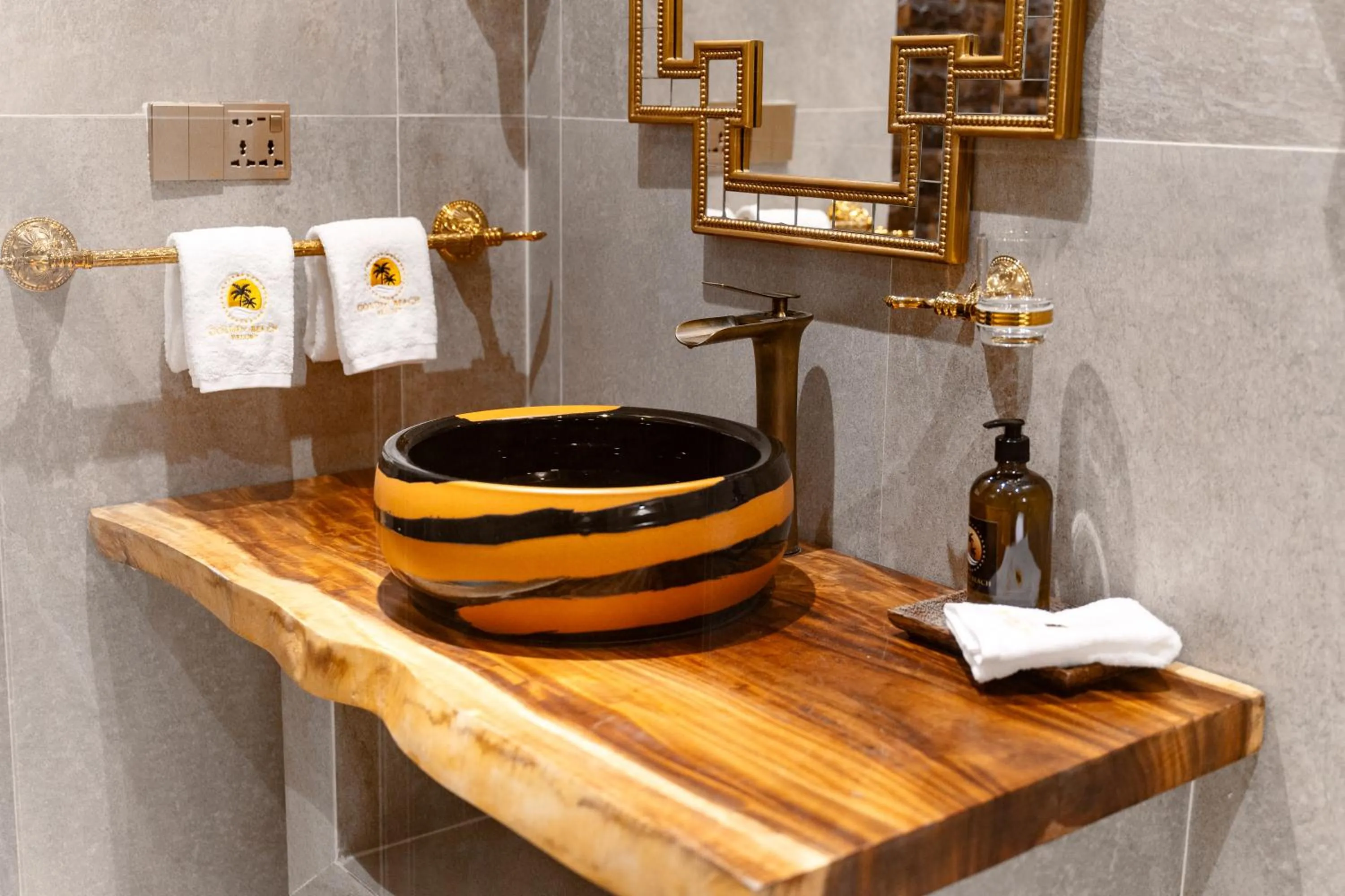 Bathroom in Golden Beach Resort