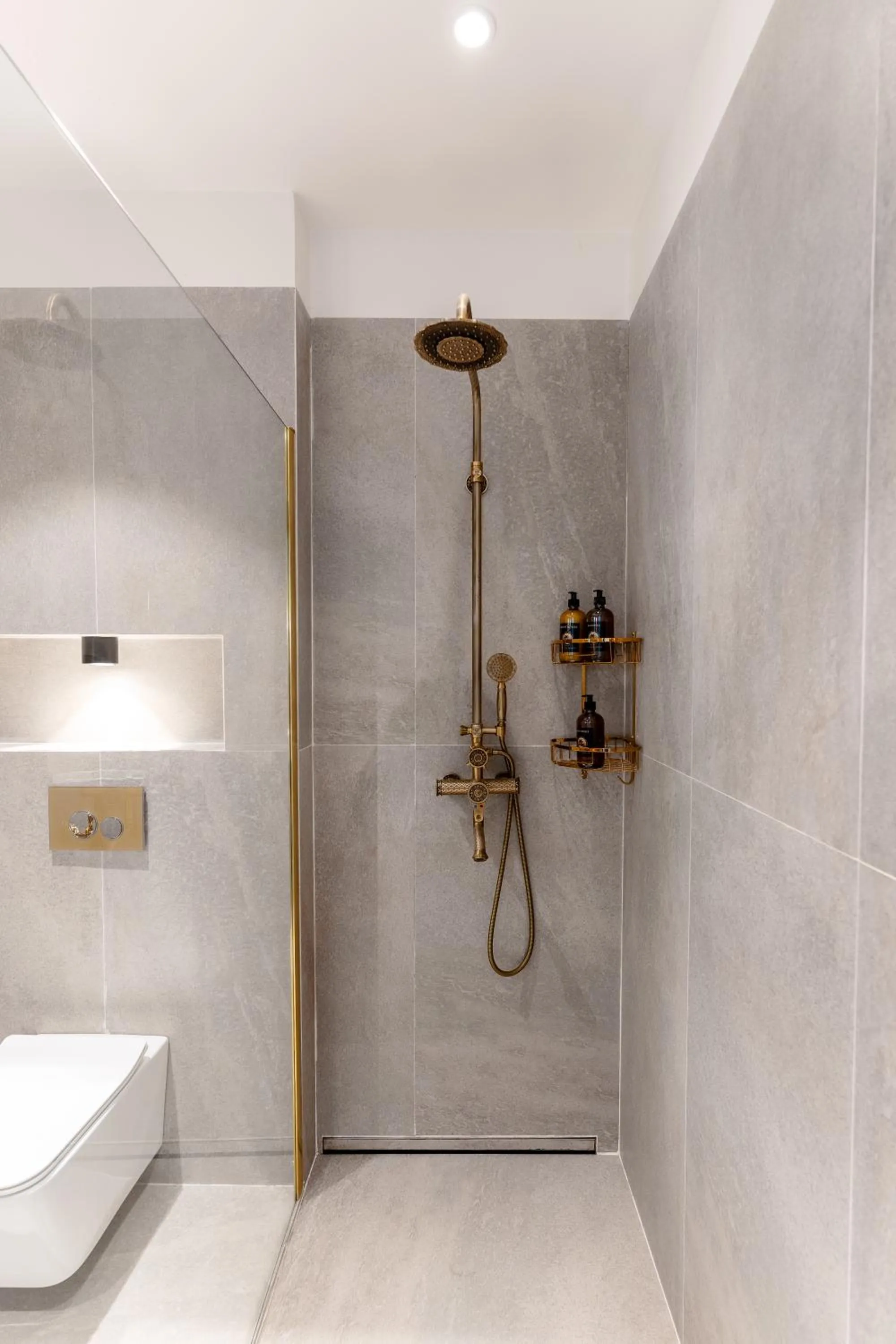 Shower in Golden Beach Resort